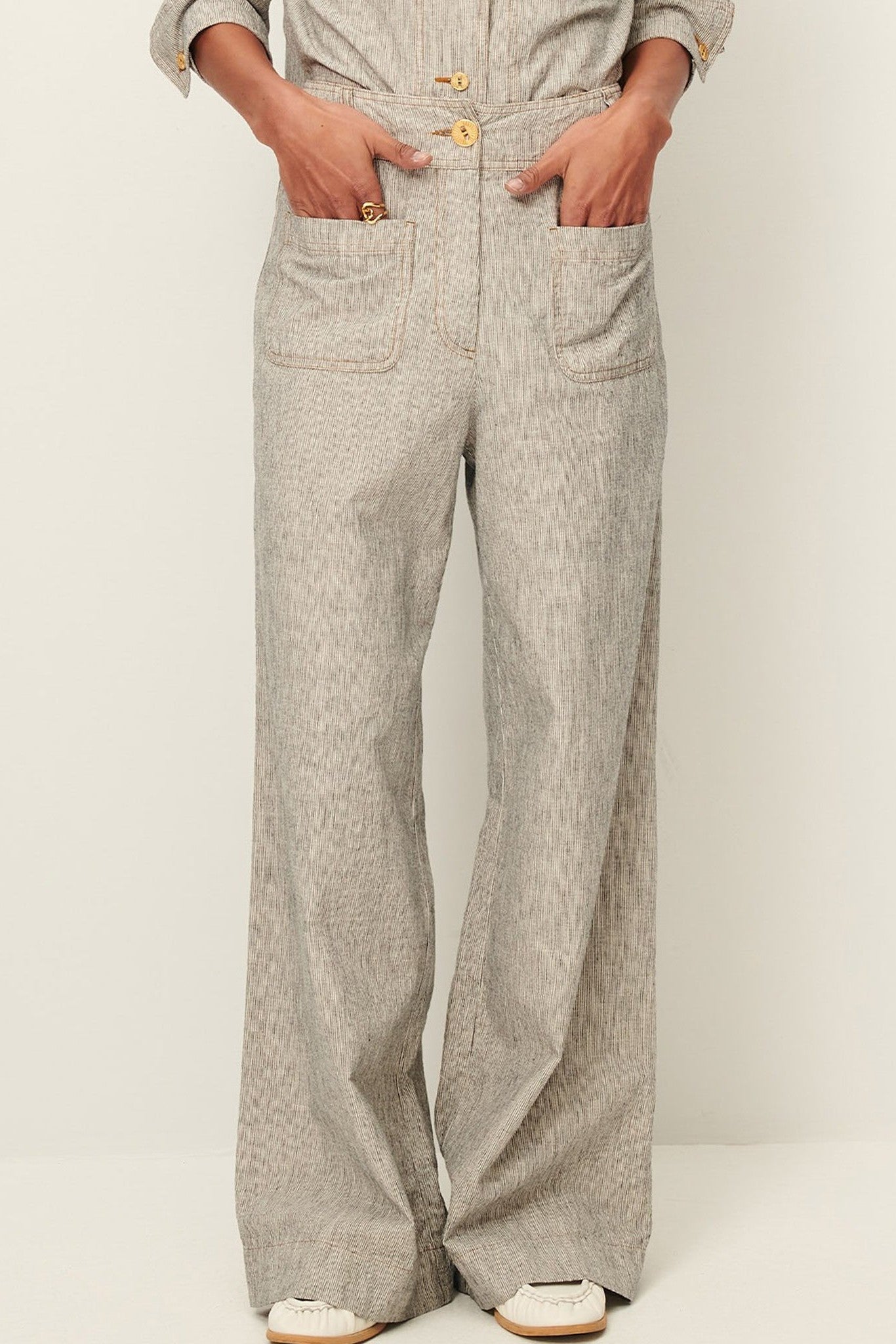 SESSUN - Manhatti - Whiblack - BACKYARD