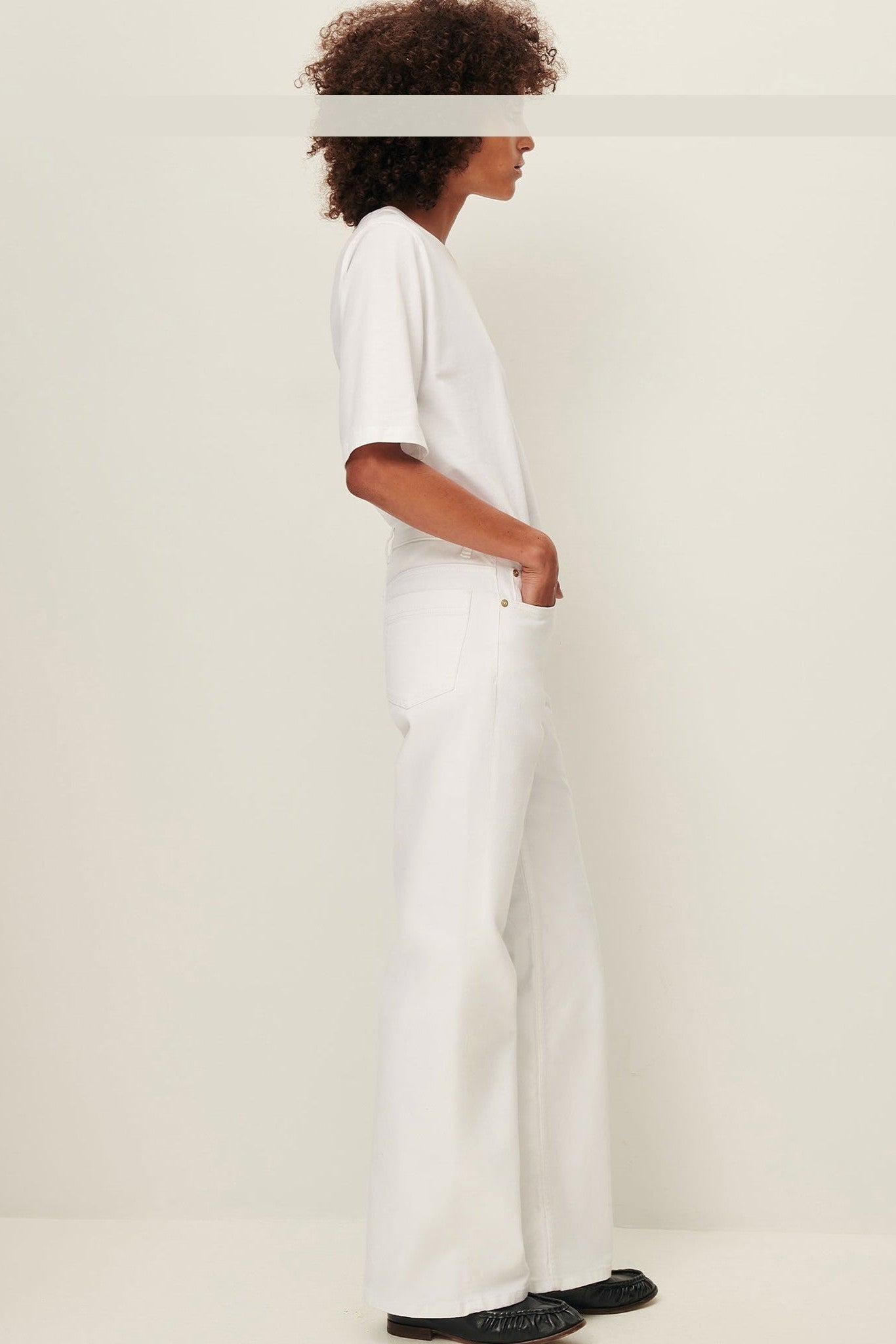 SESSUN - Vega - Optical White - BACKYARD