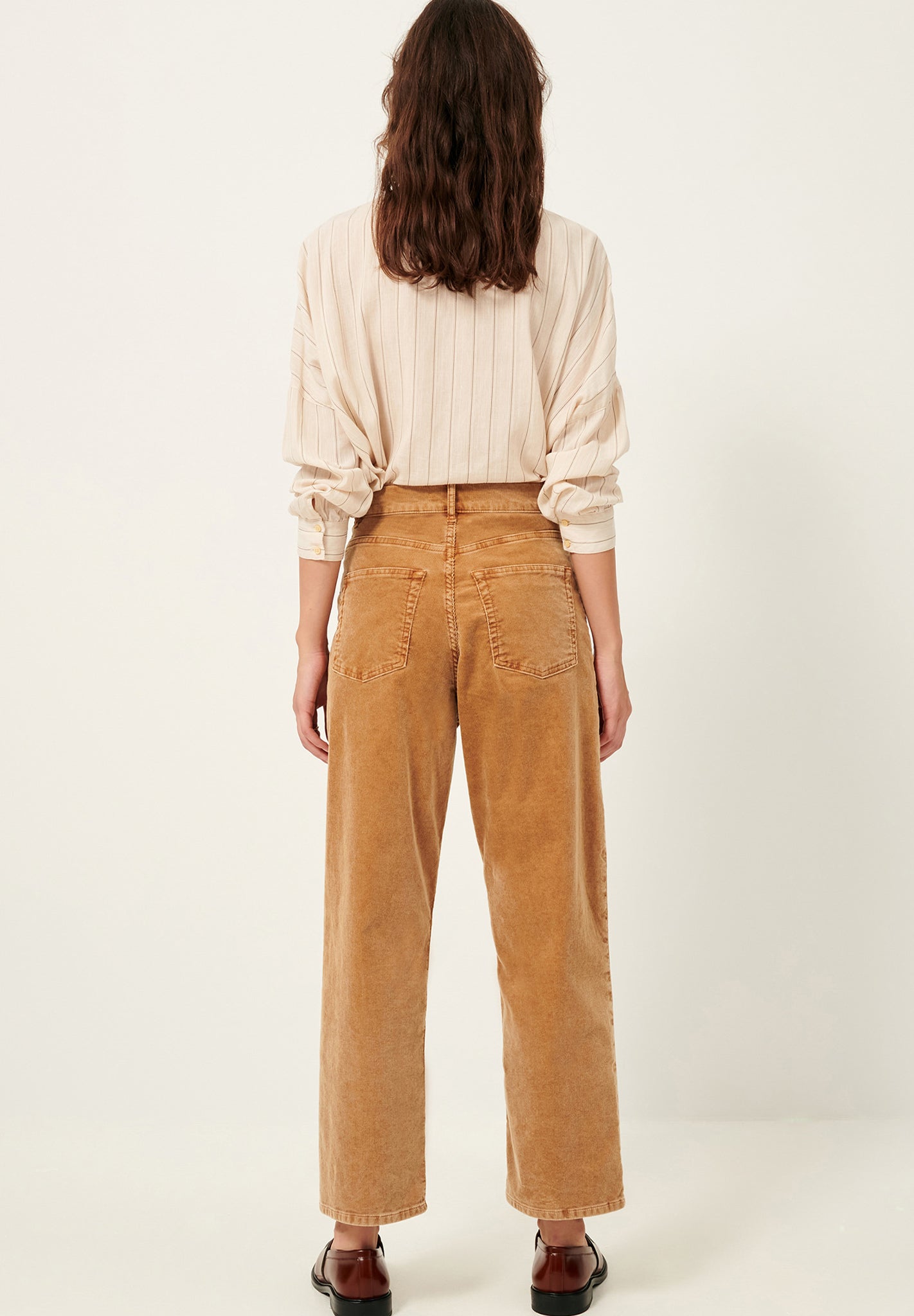 SESSUN - Velvet Cruise - Nomad - BACKYARD