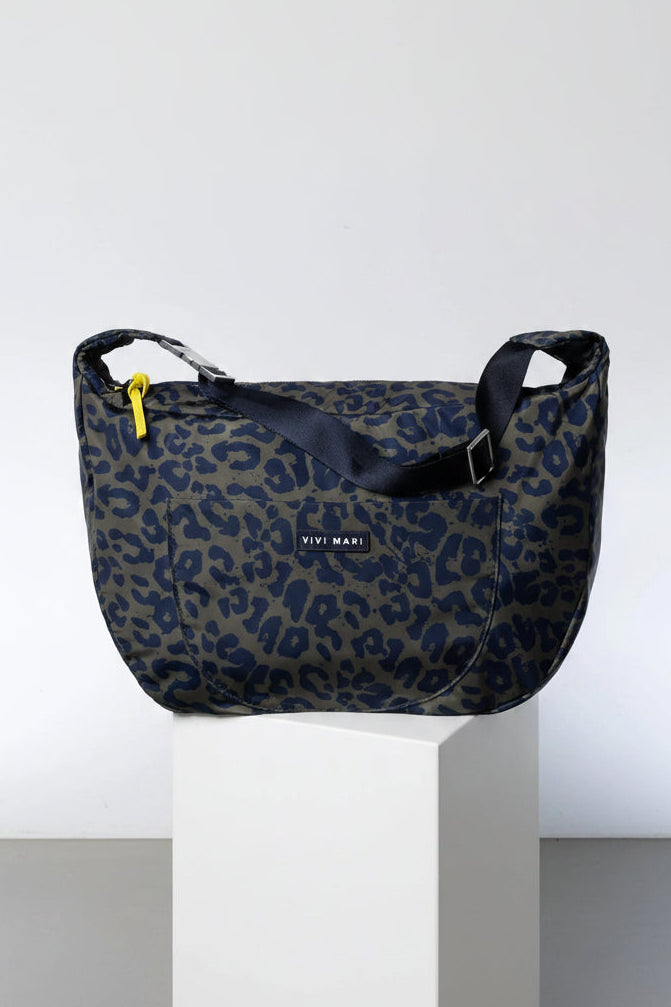 Padded Hip Bag Oversized
