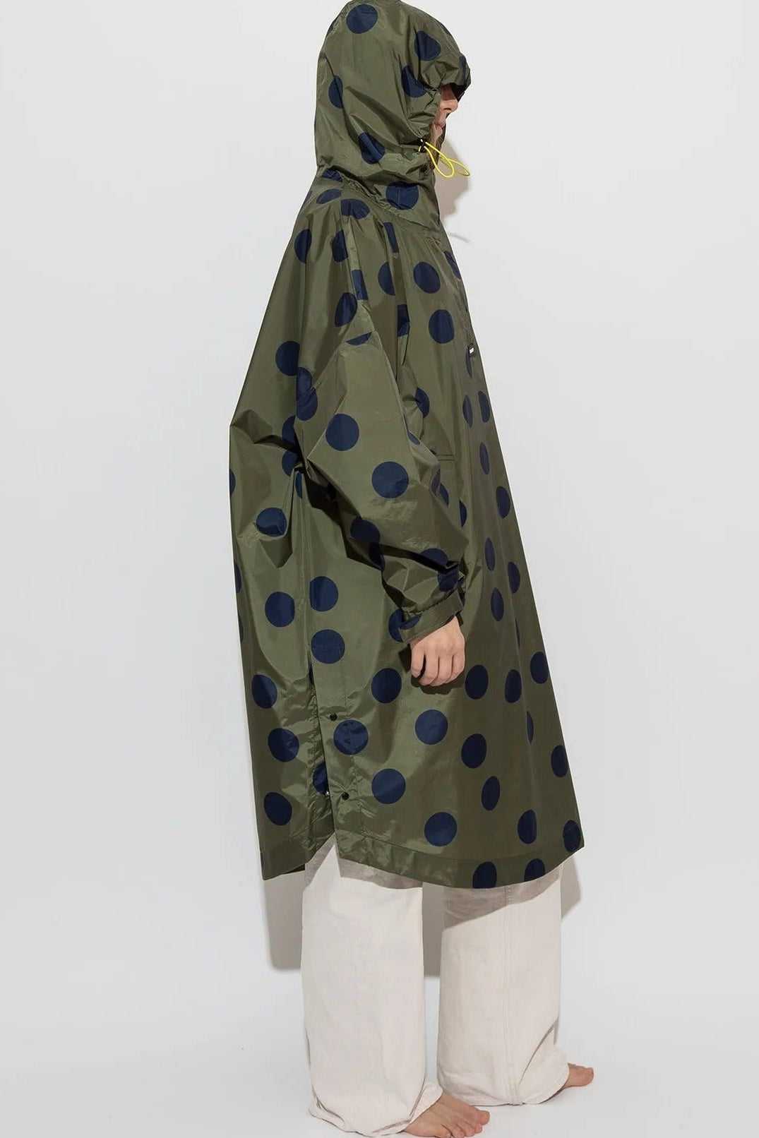 Raincoat Dots