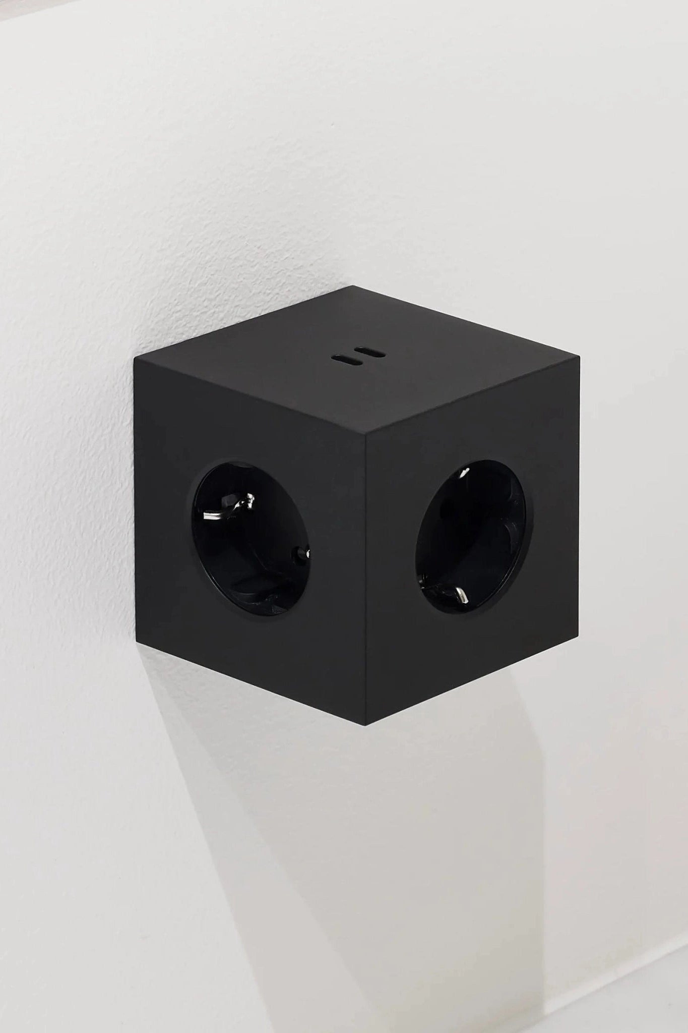 AVOLT - Square 2 - Stockholm Black - BACKYARD