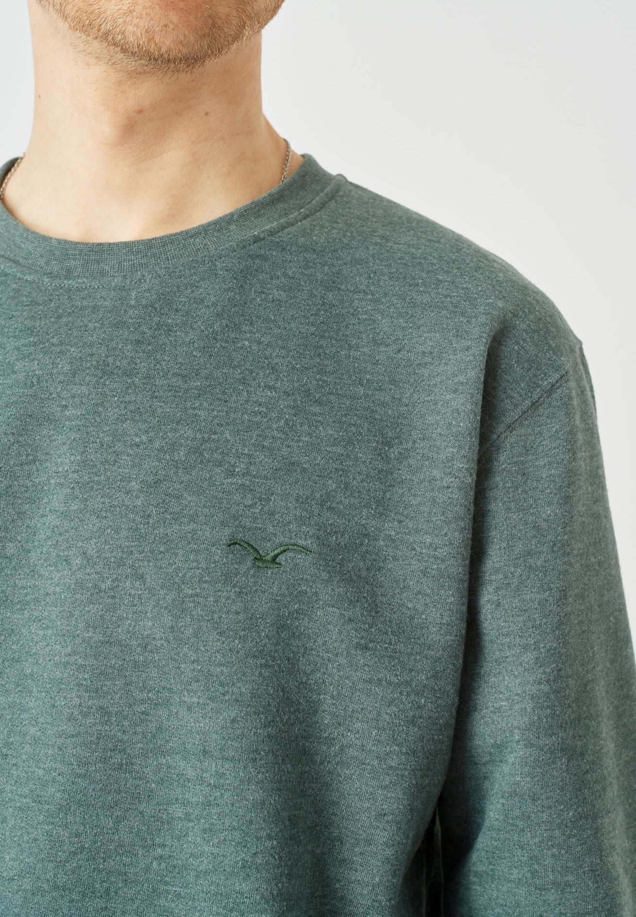 CLEPTOMANICX - Ligull Crewneck - Heather Scarab Green - BACKYARD