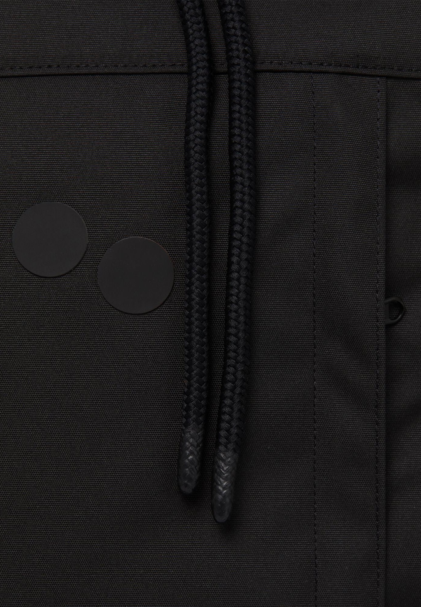 PINQPONQ - Blok Large - Rooted Black - BACKYARD