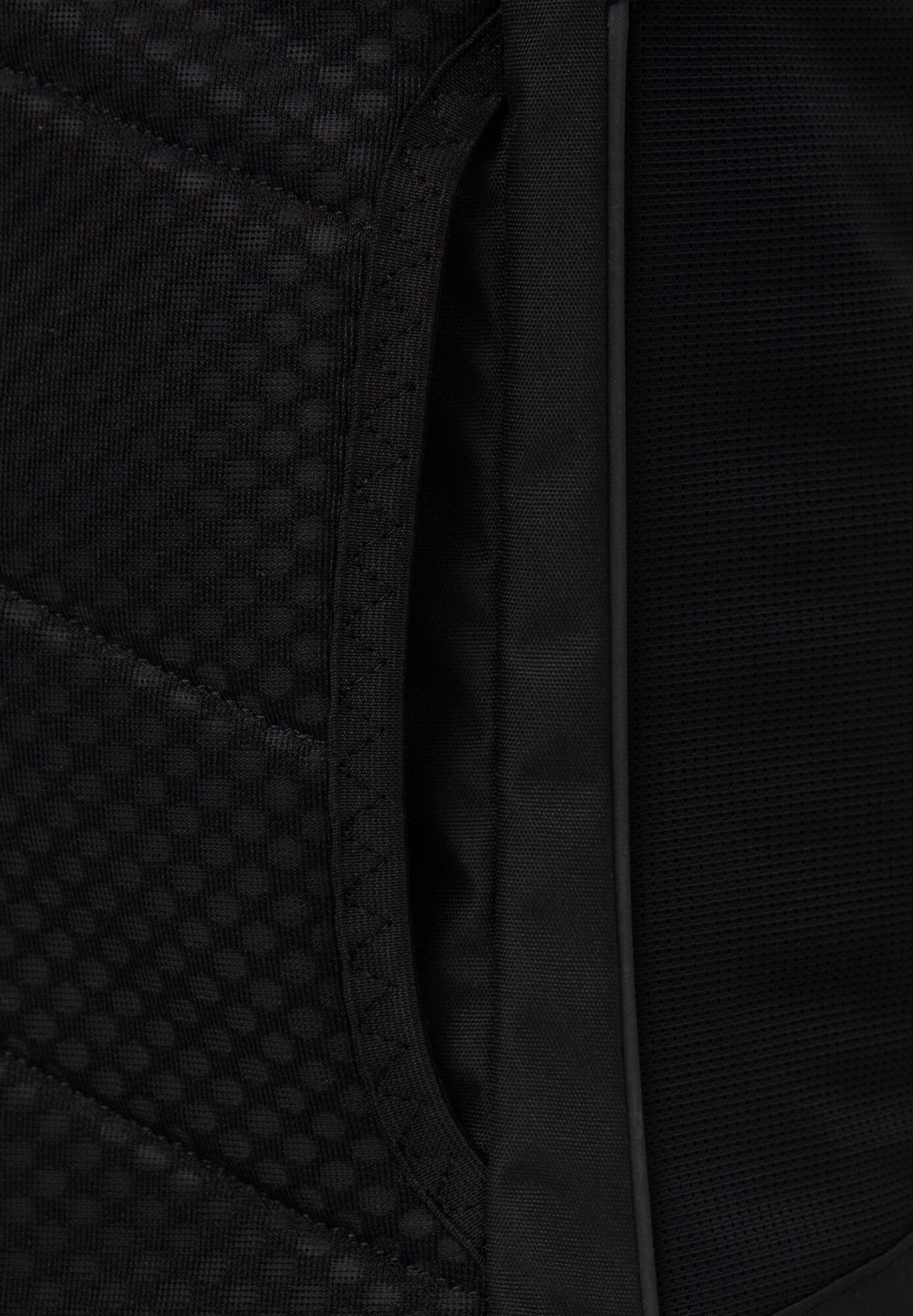 PINQPONQ - Blok Large - Rooted Black - BACKYARD