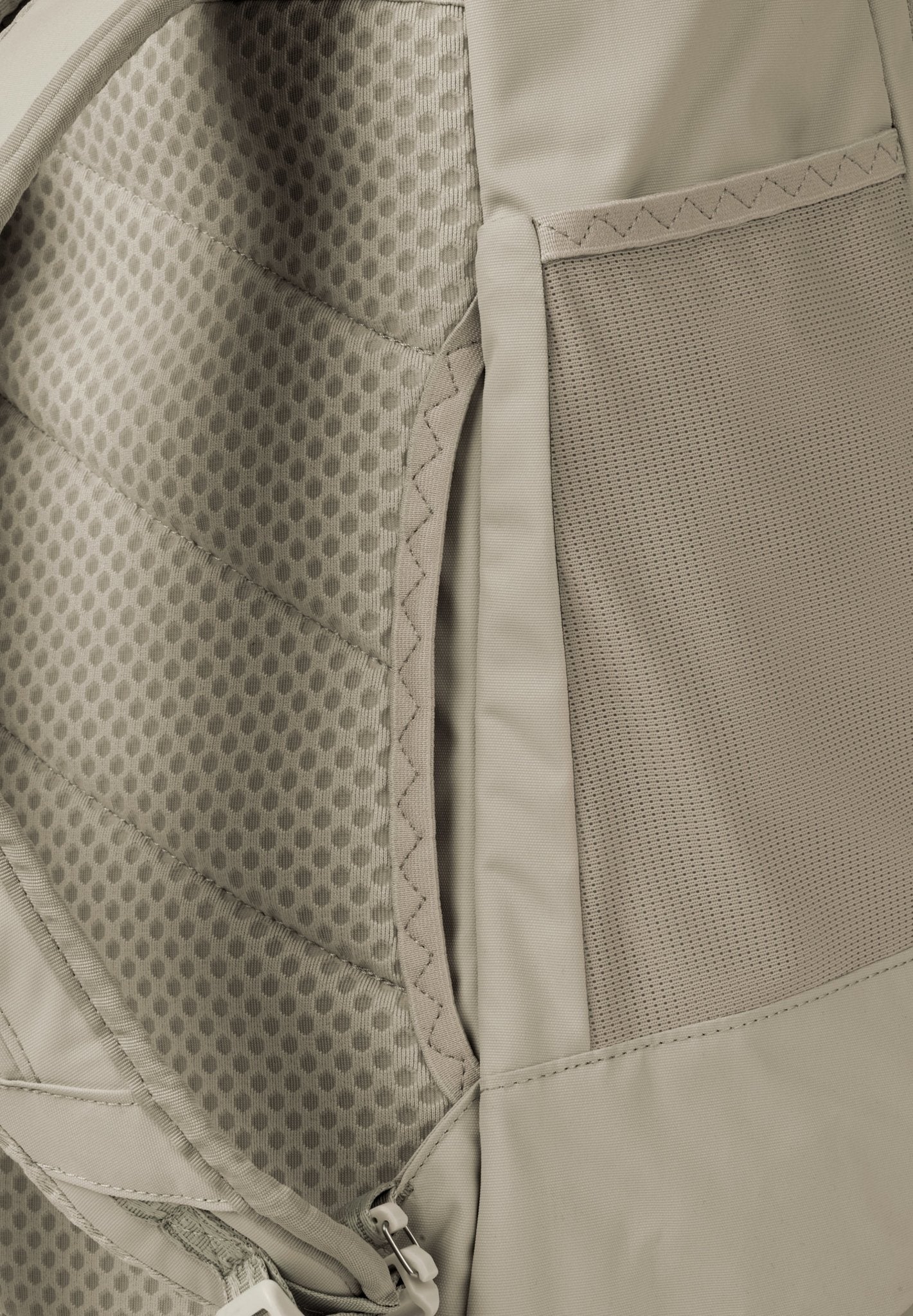 PINQPONQ - Blok Medium - Reed Olive - BACKYARD