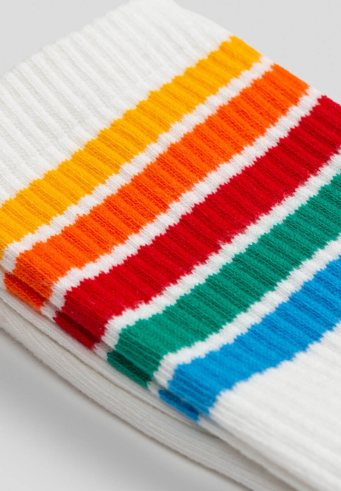 REVOLUTION - 8903 Jacquard Crew Socks - White - BACKYARD