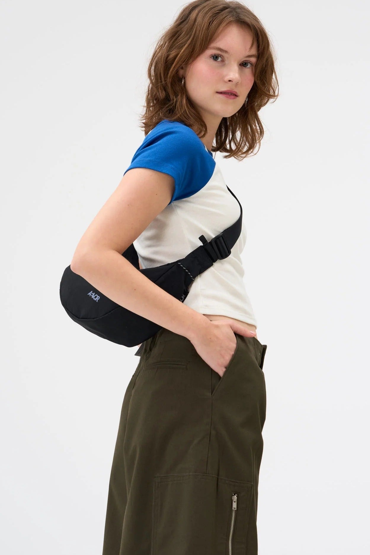 AEVOR-Sling Bag Small-Black-BACKYARD