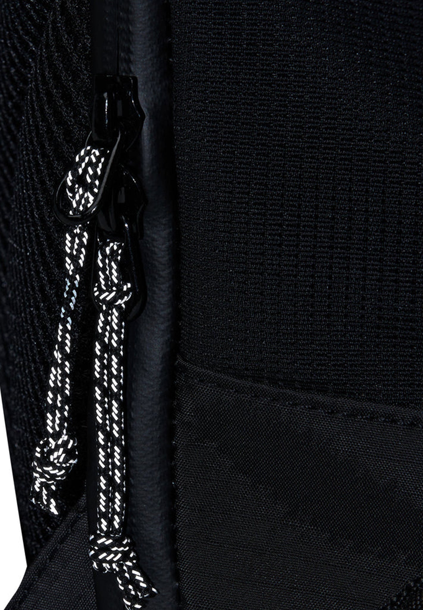 AEVOR - Travel Pack - Proof Black - BACKYARD