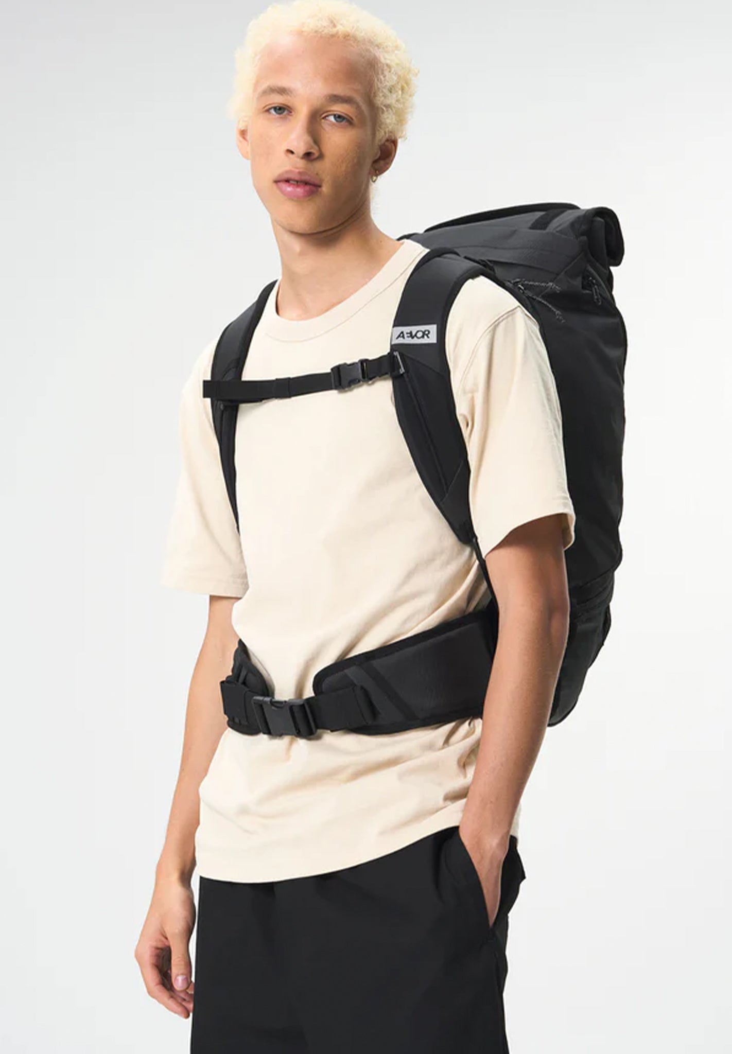 AEVOR - Travel Pack - Proof Black - BACKYARD