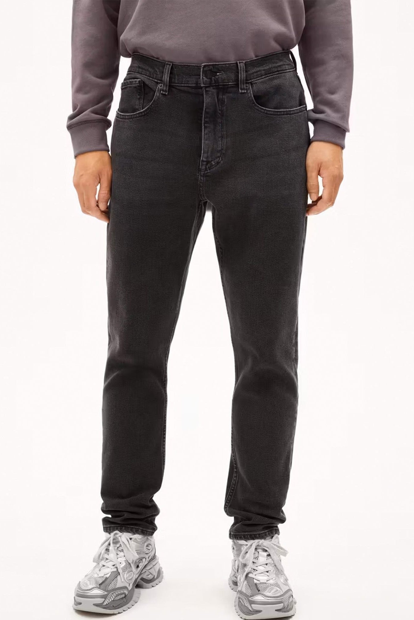 ARMEDANGELS - Aarjo Tarpa - Black Washed Authentic - BACKYARD