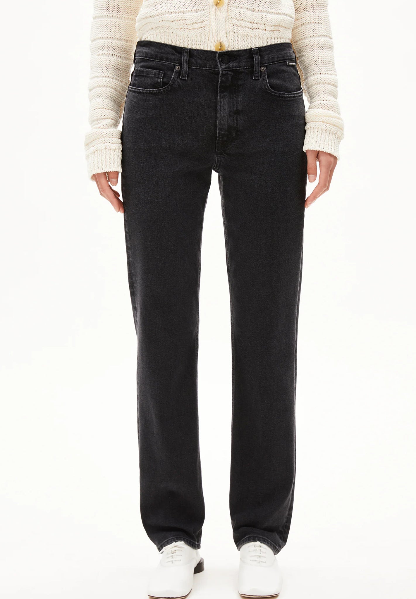 ARMEDANGELS - Carenaa - Ebony - BACKYARD