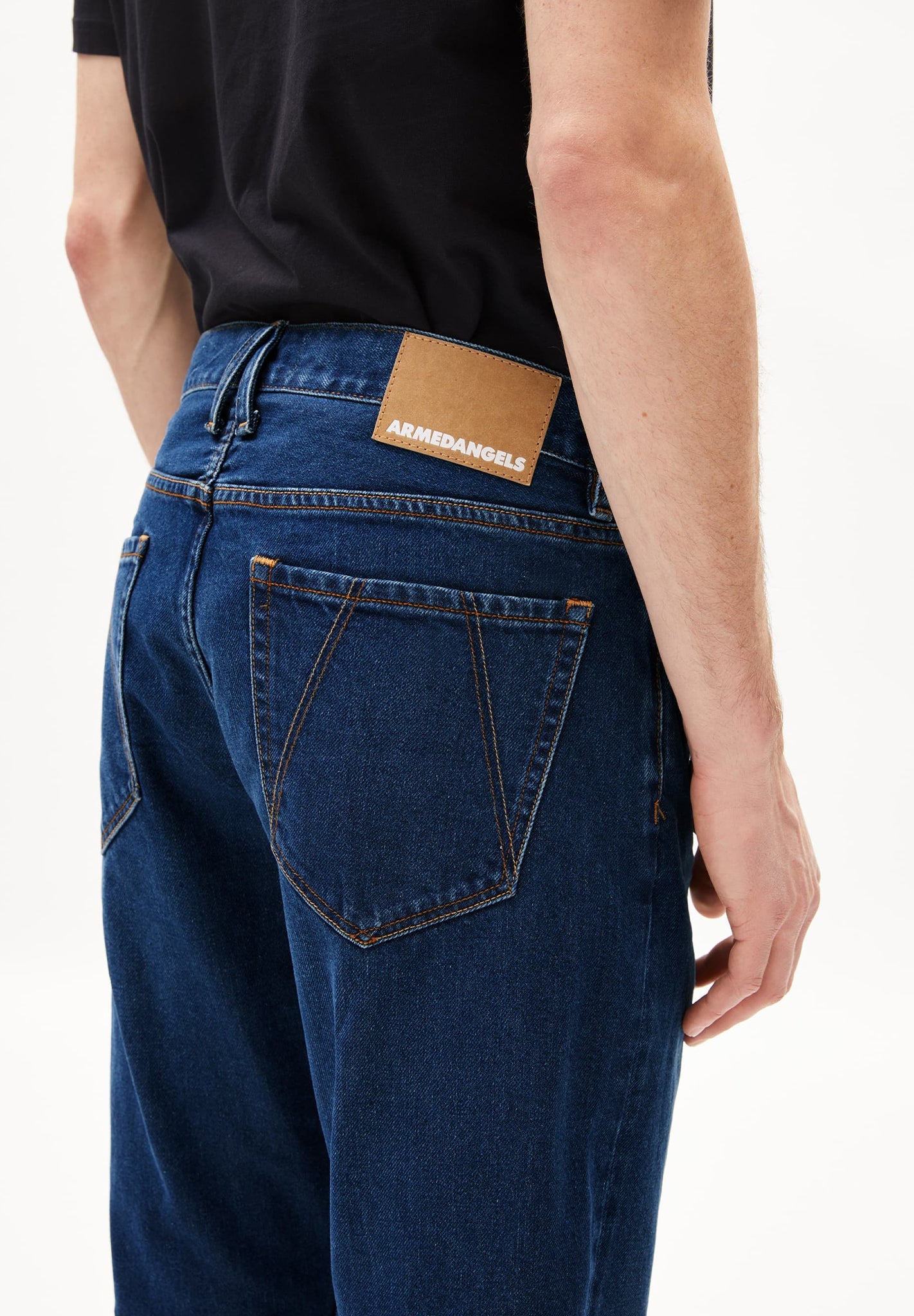 ARMEDANGELS - Dylaano - Shower - BACKYARD