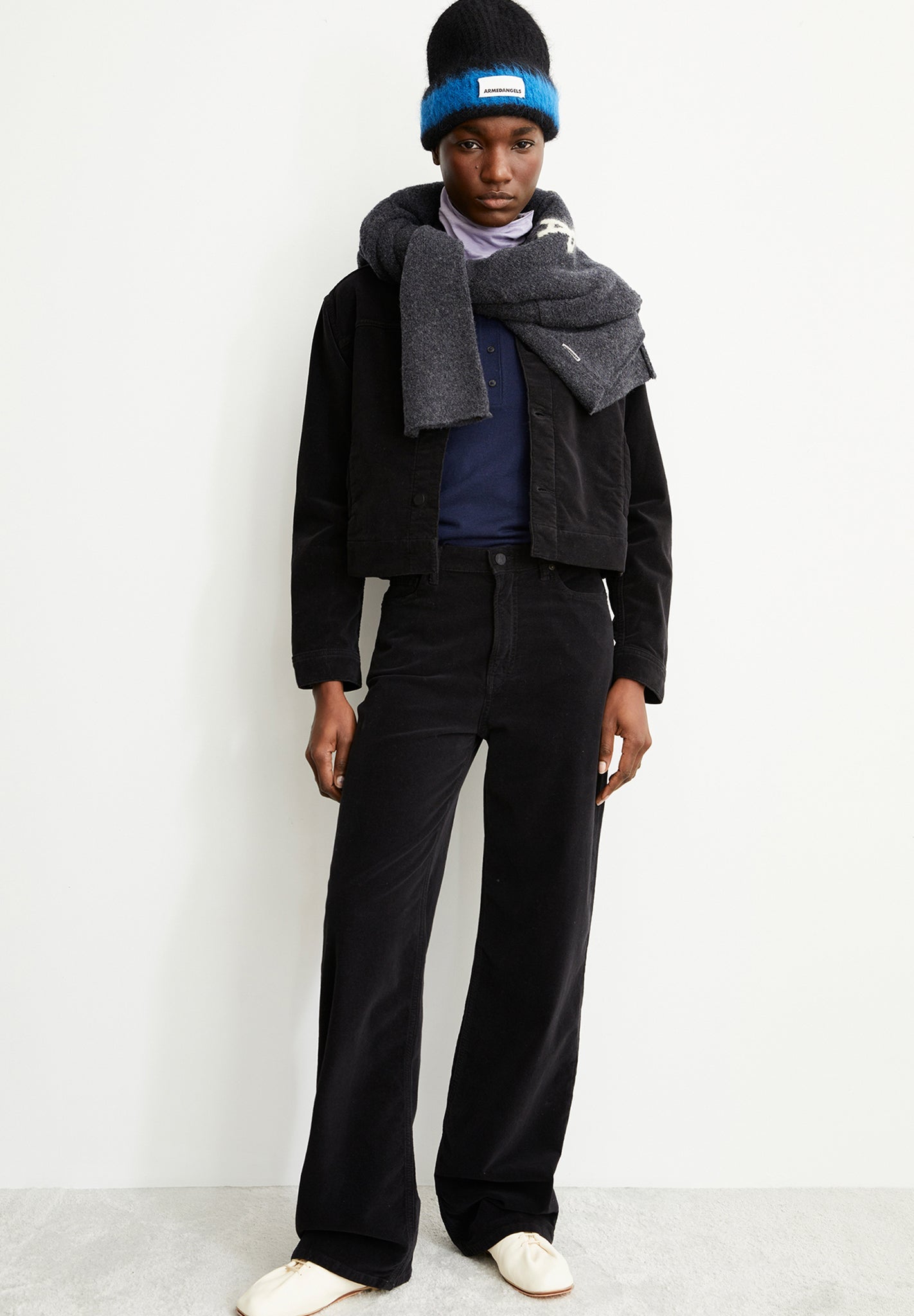 ARMEDANGELS - Enijaa Velvet - Black - BACKYARD