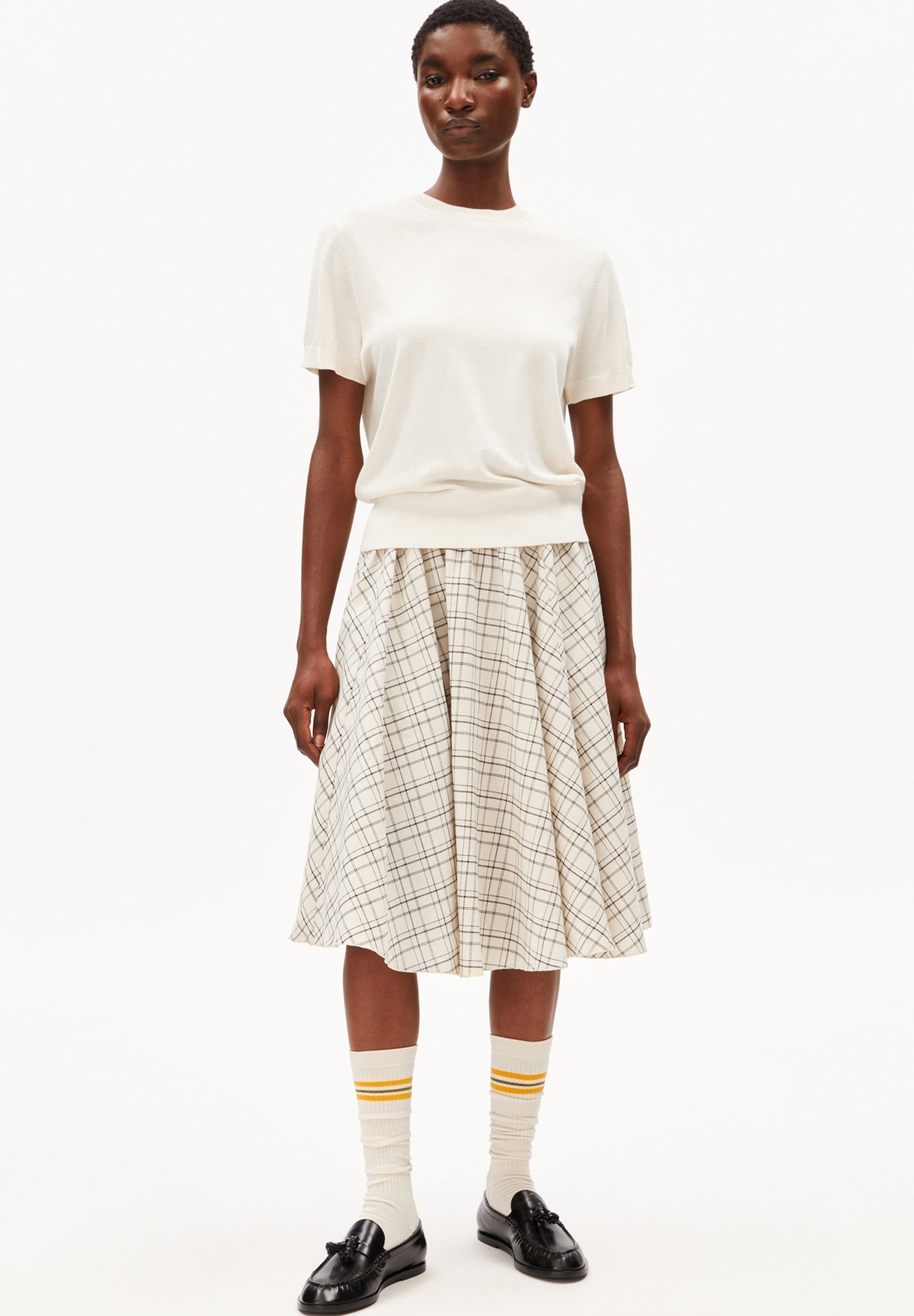 ARMEDANGELS - Fine S SL Knit Sweater - Oatmilk - BACKYARD