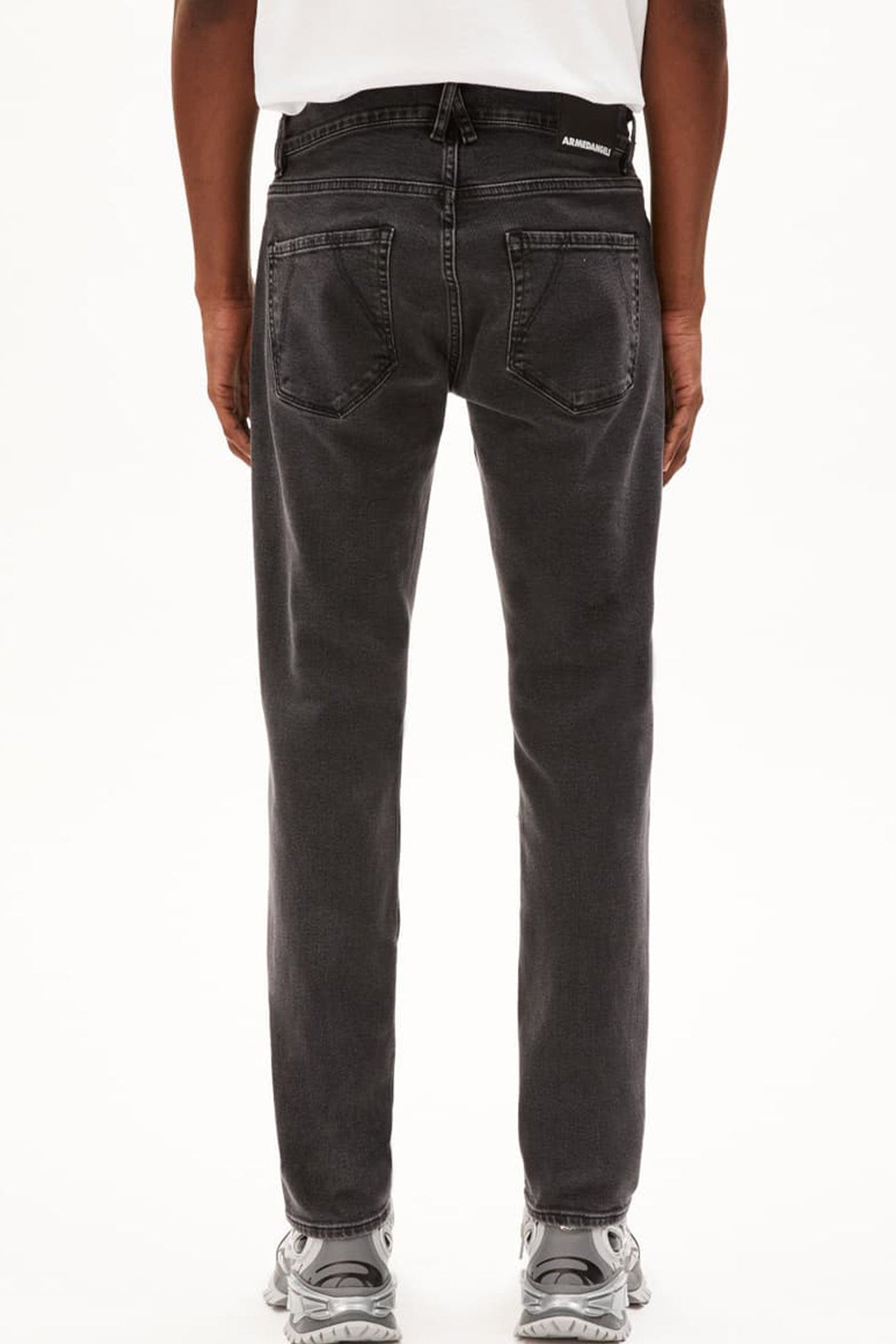 ARMEDANGELS - Iaan - Smoked - BACKYARD