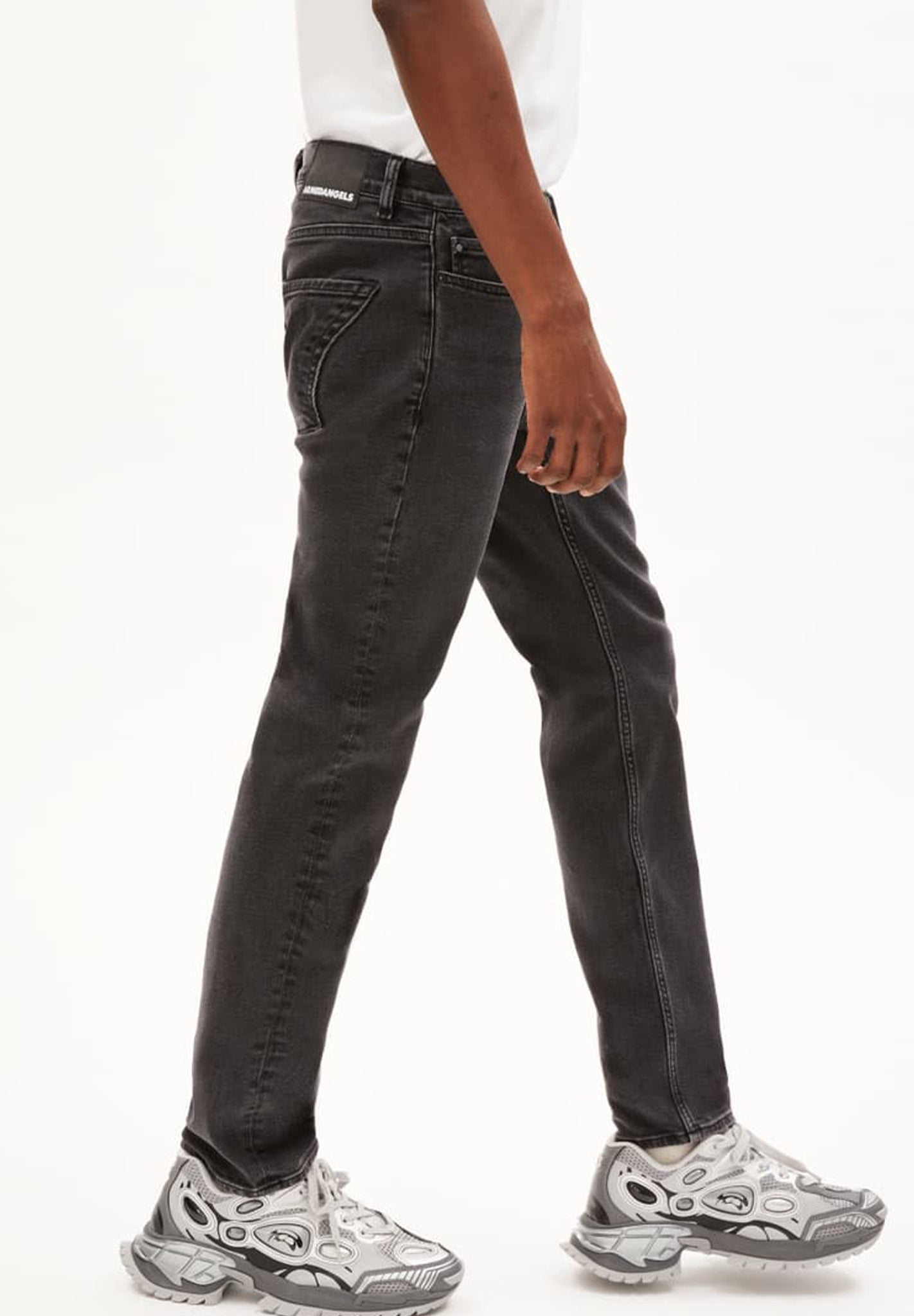 ARMEDANGELS - Iaan - Smoked - BACKYARD