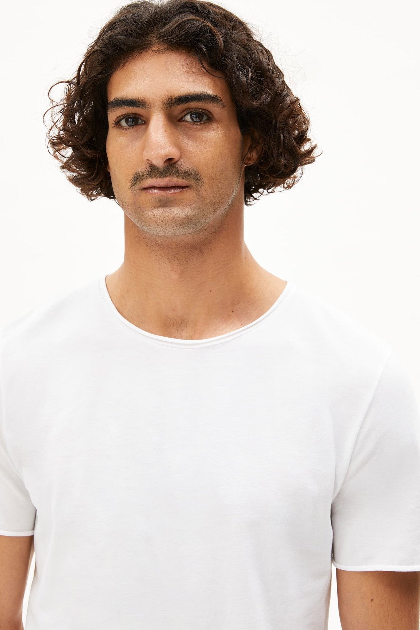 ARMEDANGELS - Jaames Brushed - White - BACKYARD