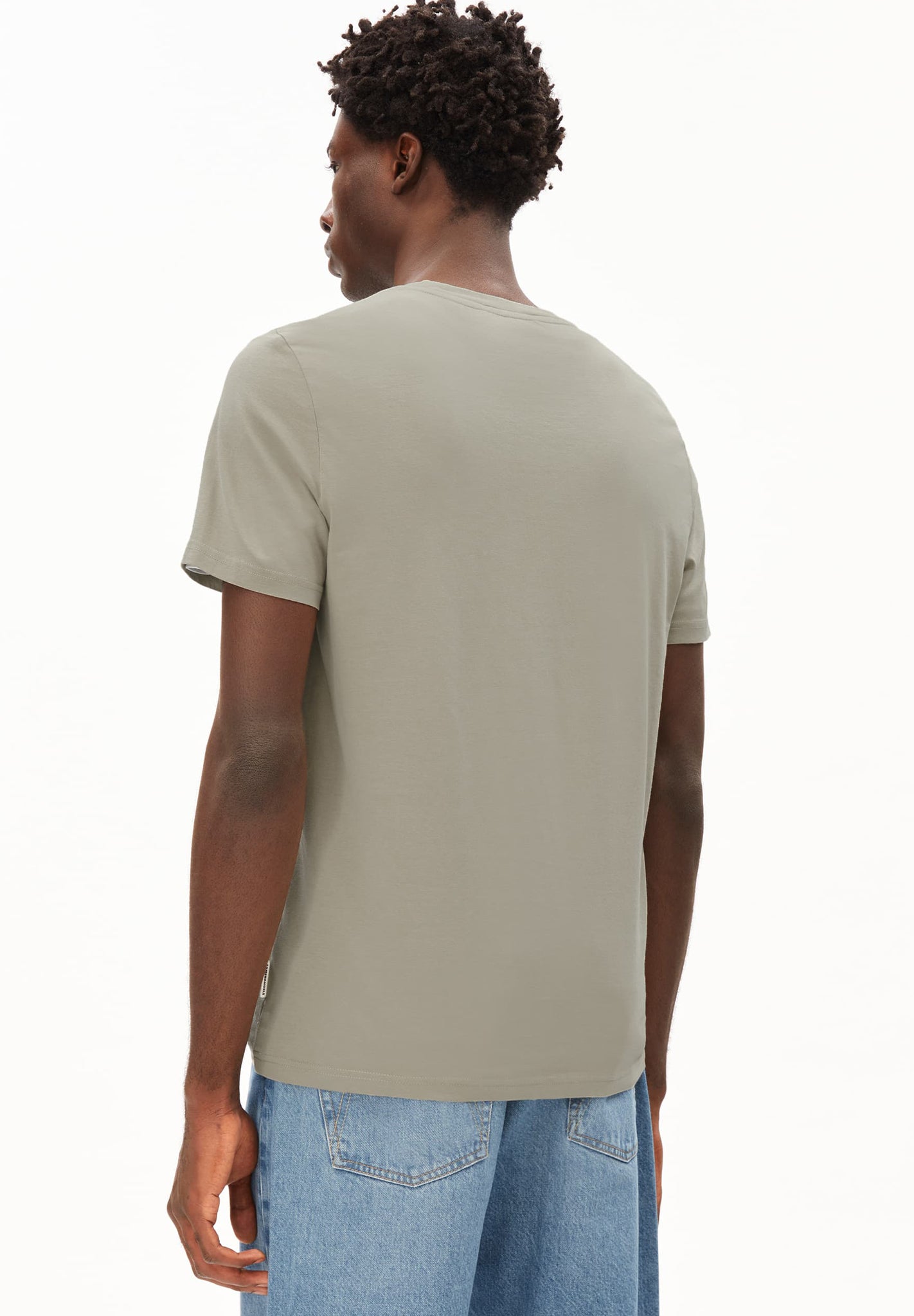 ARMEDANGELS - Jaames - Light Sage - BACKYARD