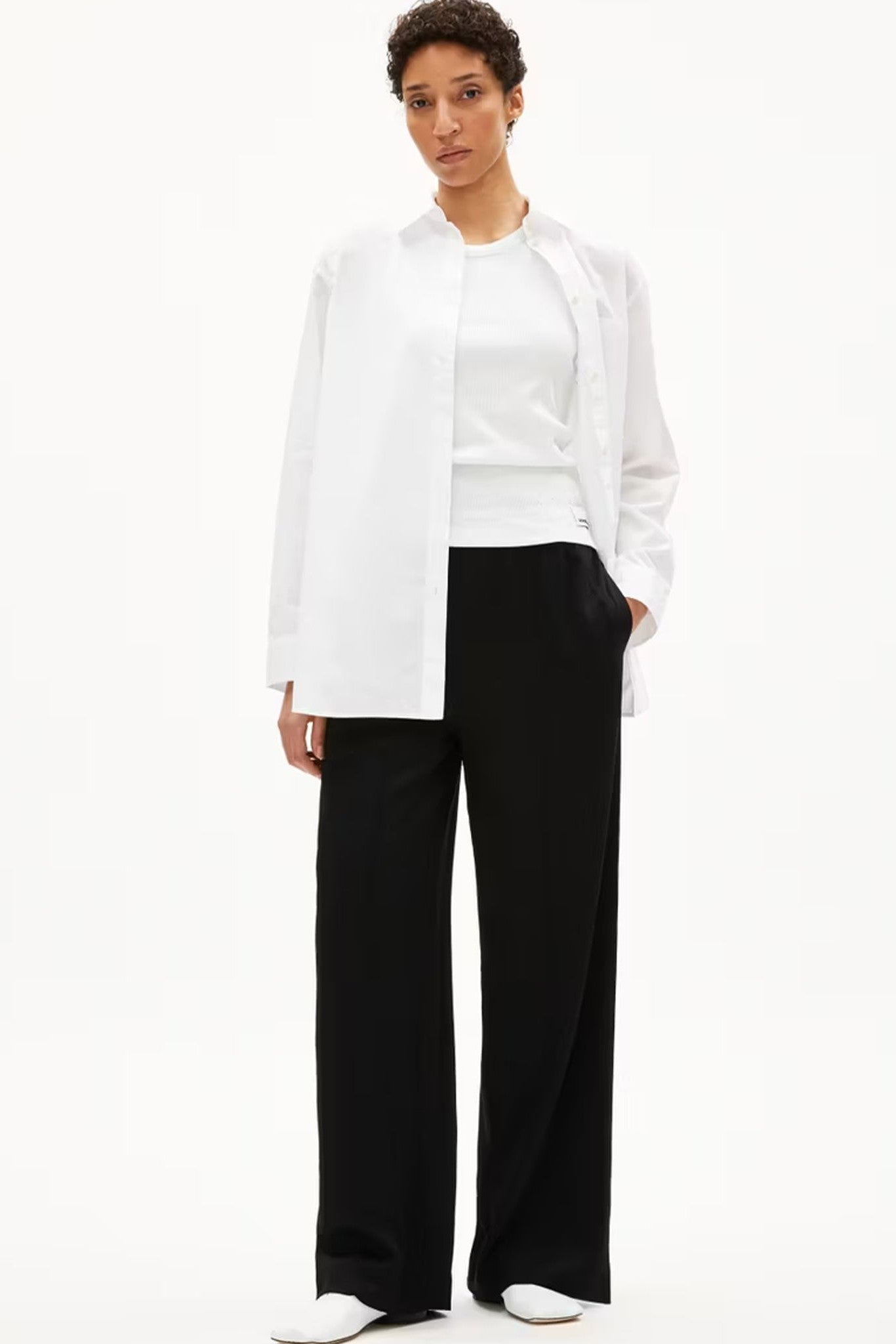 ARMEDANGELS - Jonvaalie - Black - BACKYARD