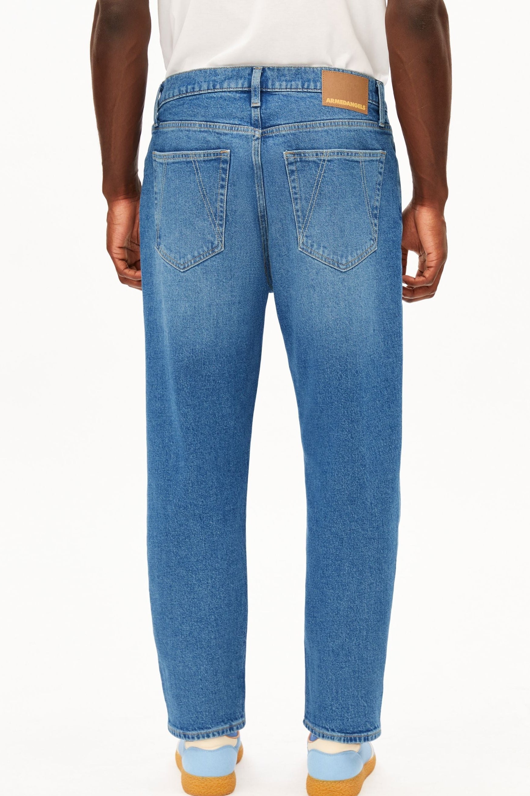 Maakx Relaxed Tapered Jean