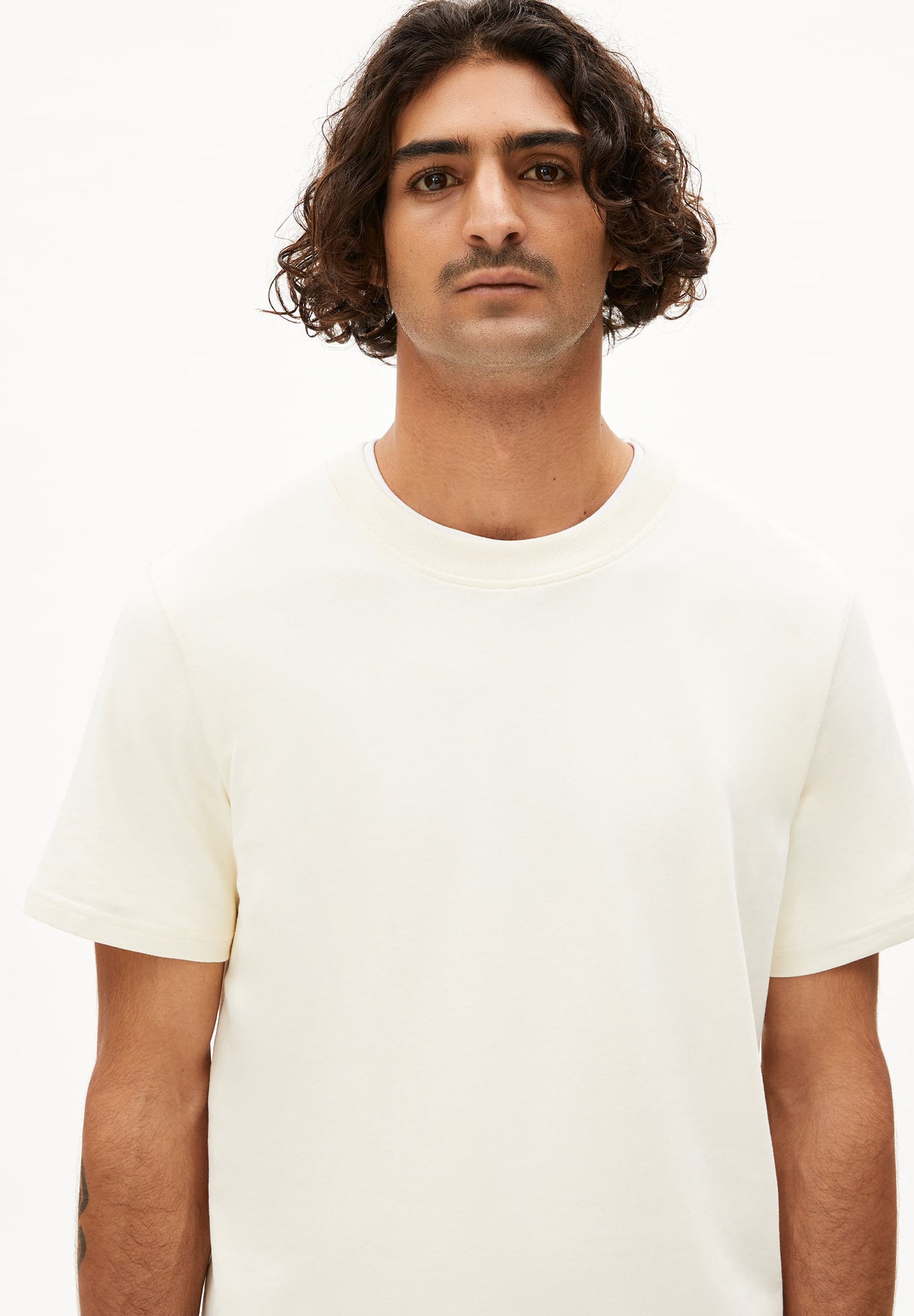 ARMEDANGELS - Maarkos - Oatmilk - BACKYARD