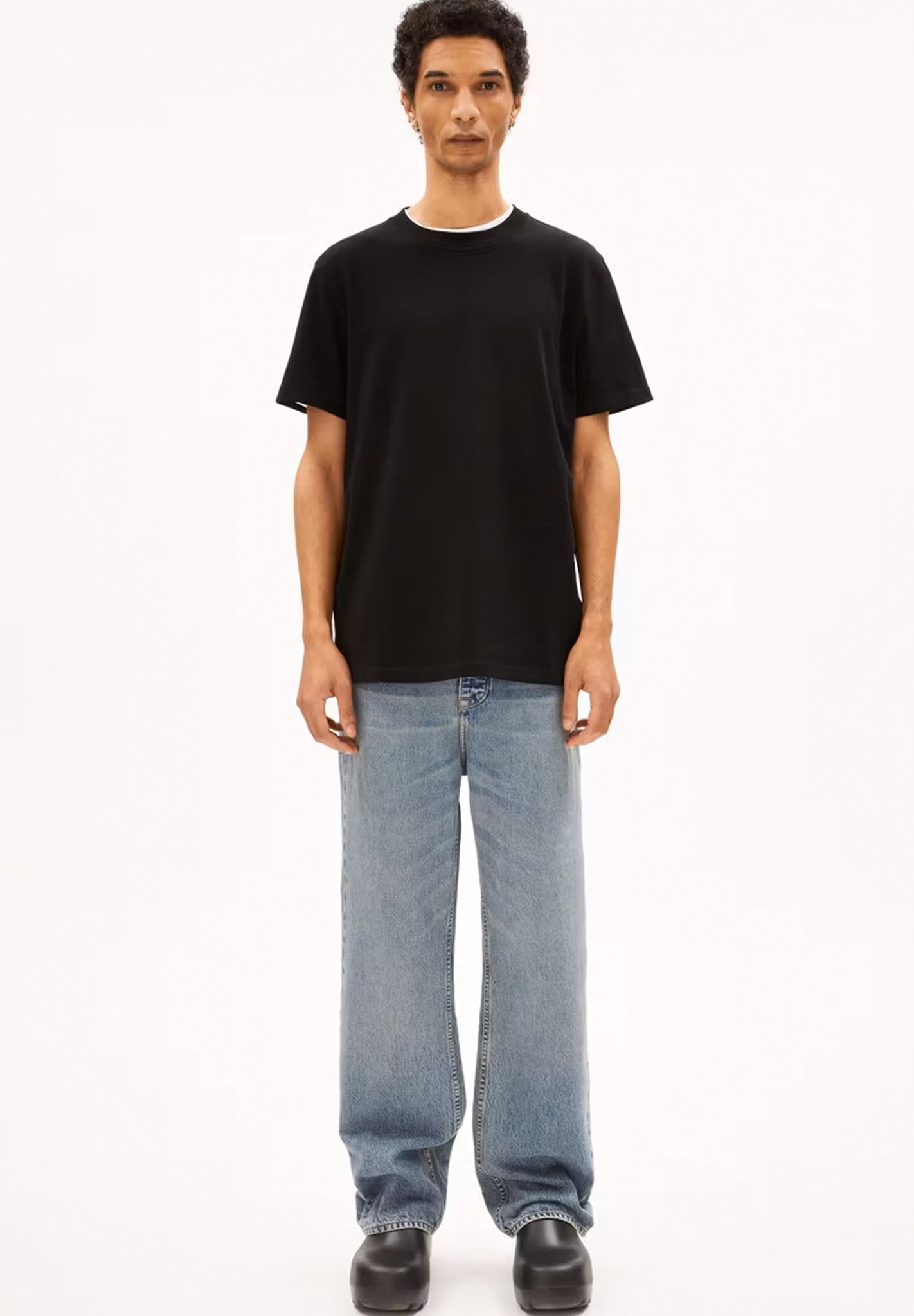 ARMEDANGELS - Maarkos - Black - BACKYARD