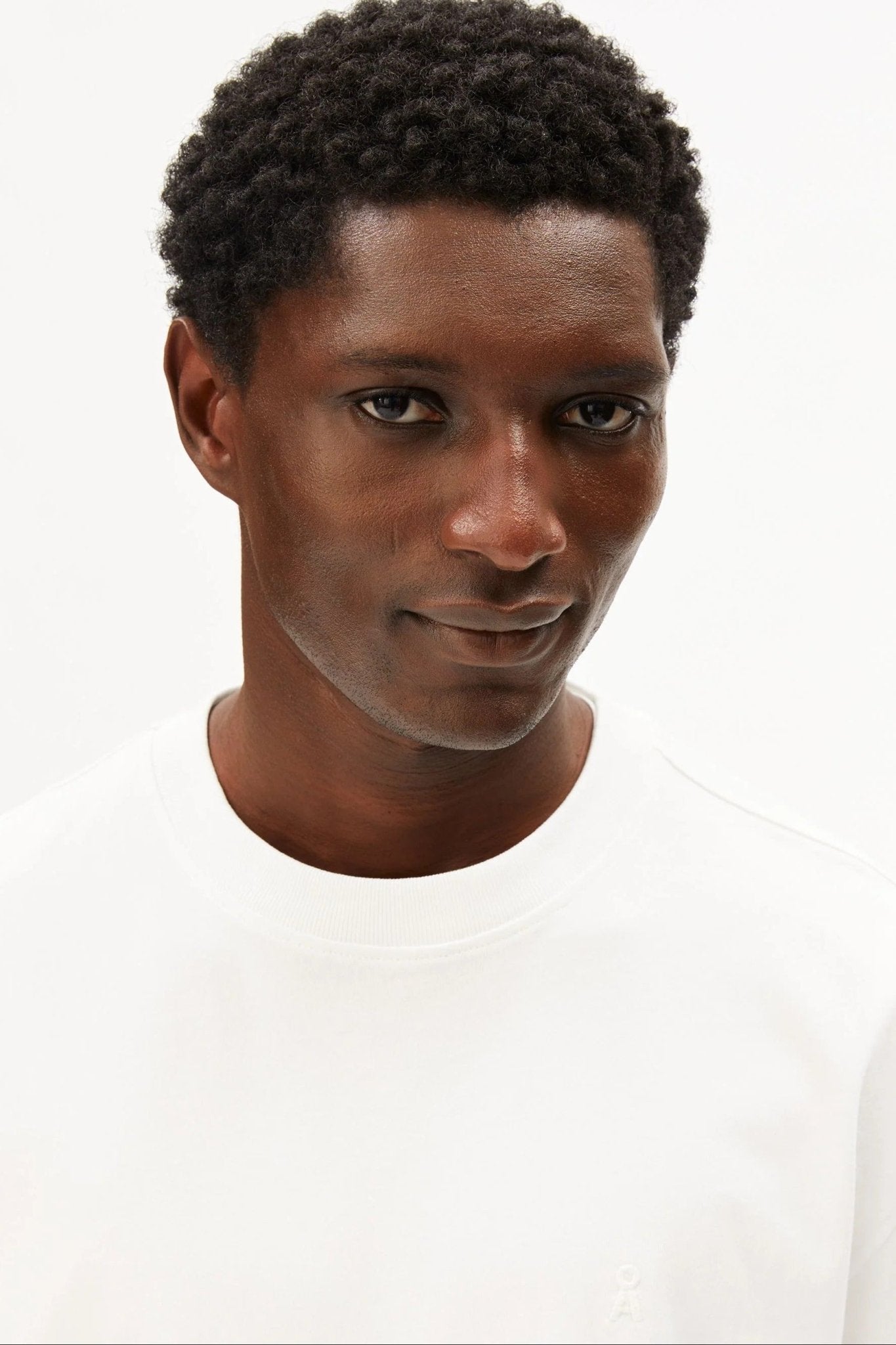 ARMEDANGELS - Maarkos Heavy Weight - White - BACKYARD