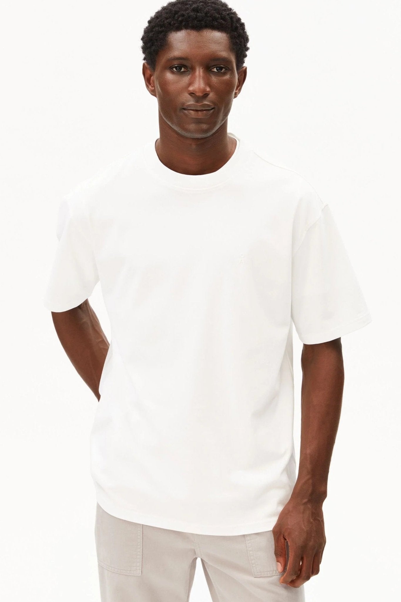 ARMEDANGELS - Maarkos Heavy Weight - White - BACKYARD