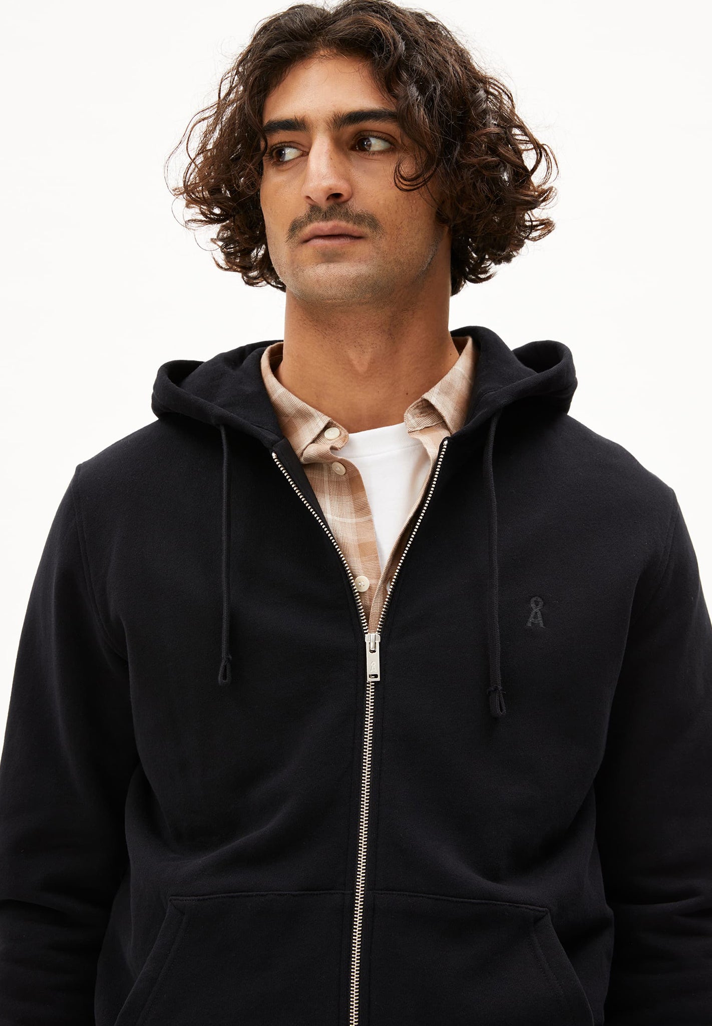 ARMEDANGELS - Saromiaan Comfort - Black - BACKYARD