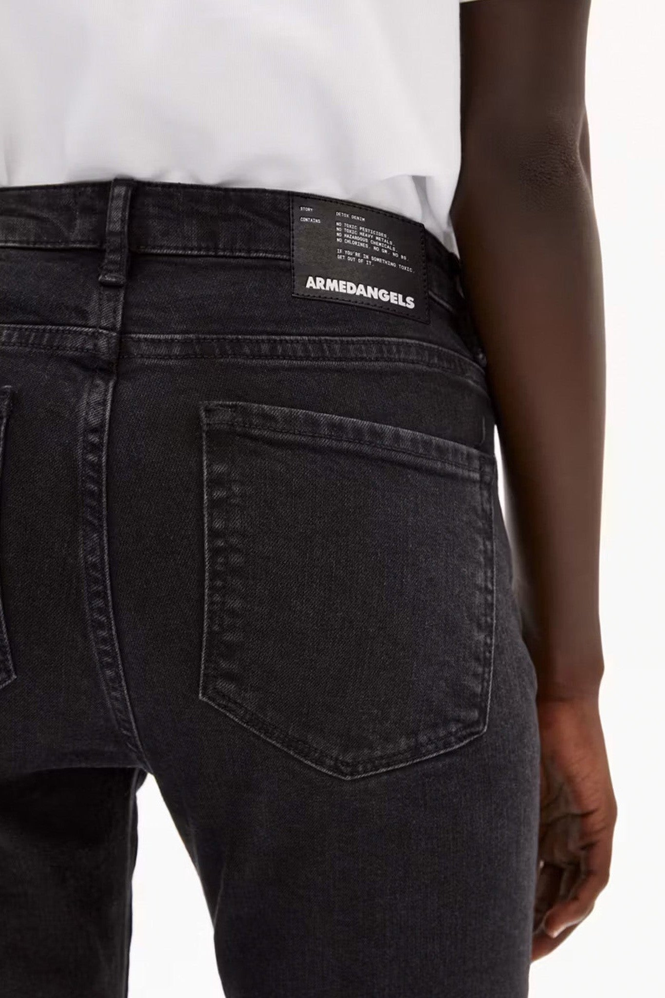 ARMEDANGELS - Tillaa - Washed Down Black - BACKYARD