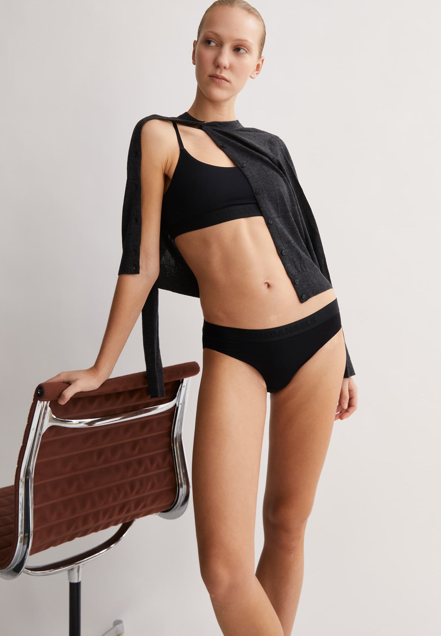 ARMEDANGELS - Trinaa - Black - BACKYARD