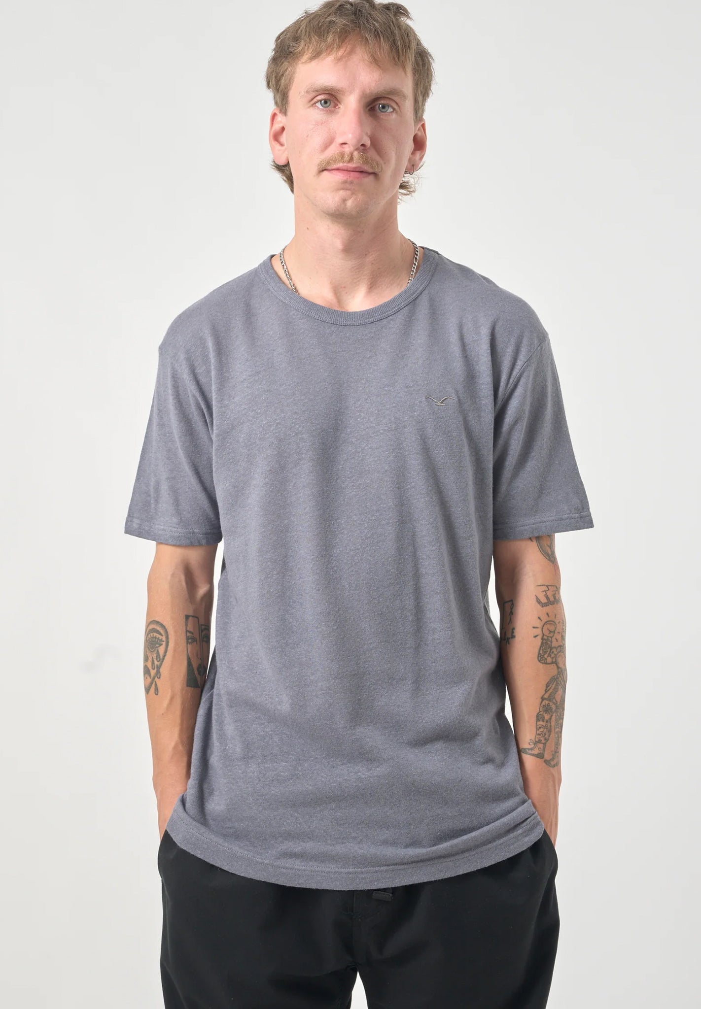 CLEPTOMANICX - Ligull Summer Basic Tee - Lava Smoke - BACKYARD