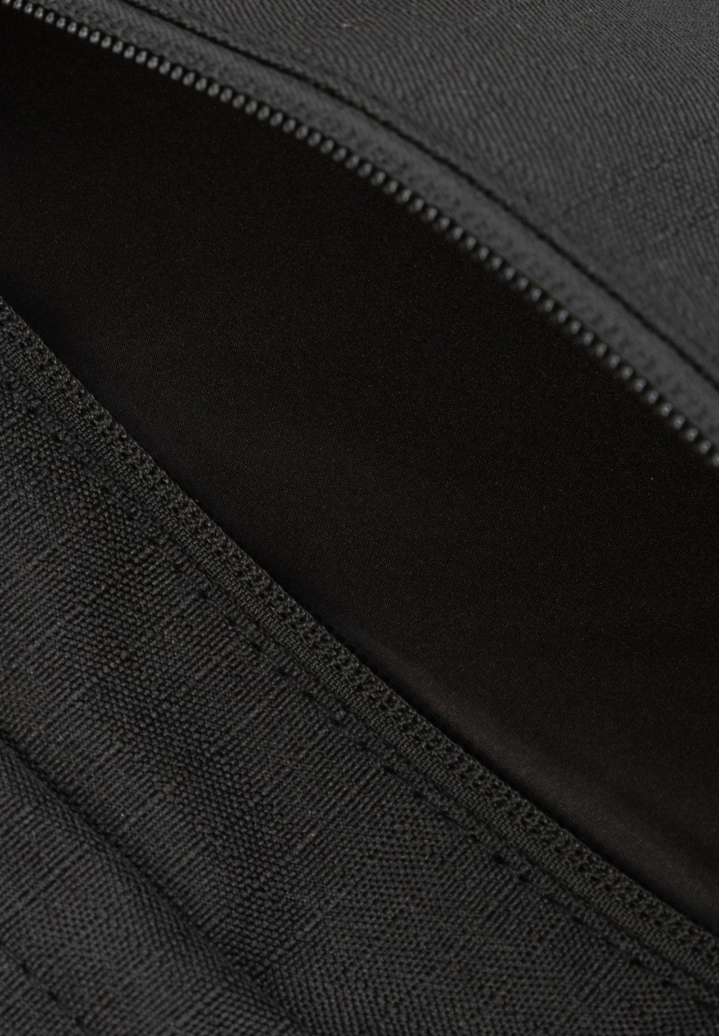 CLEPTOMANICX - Tap M2 Hipbag - Black - BACKYARD