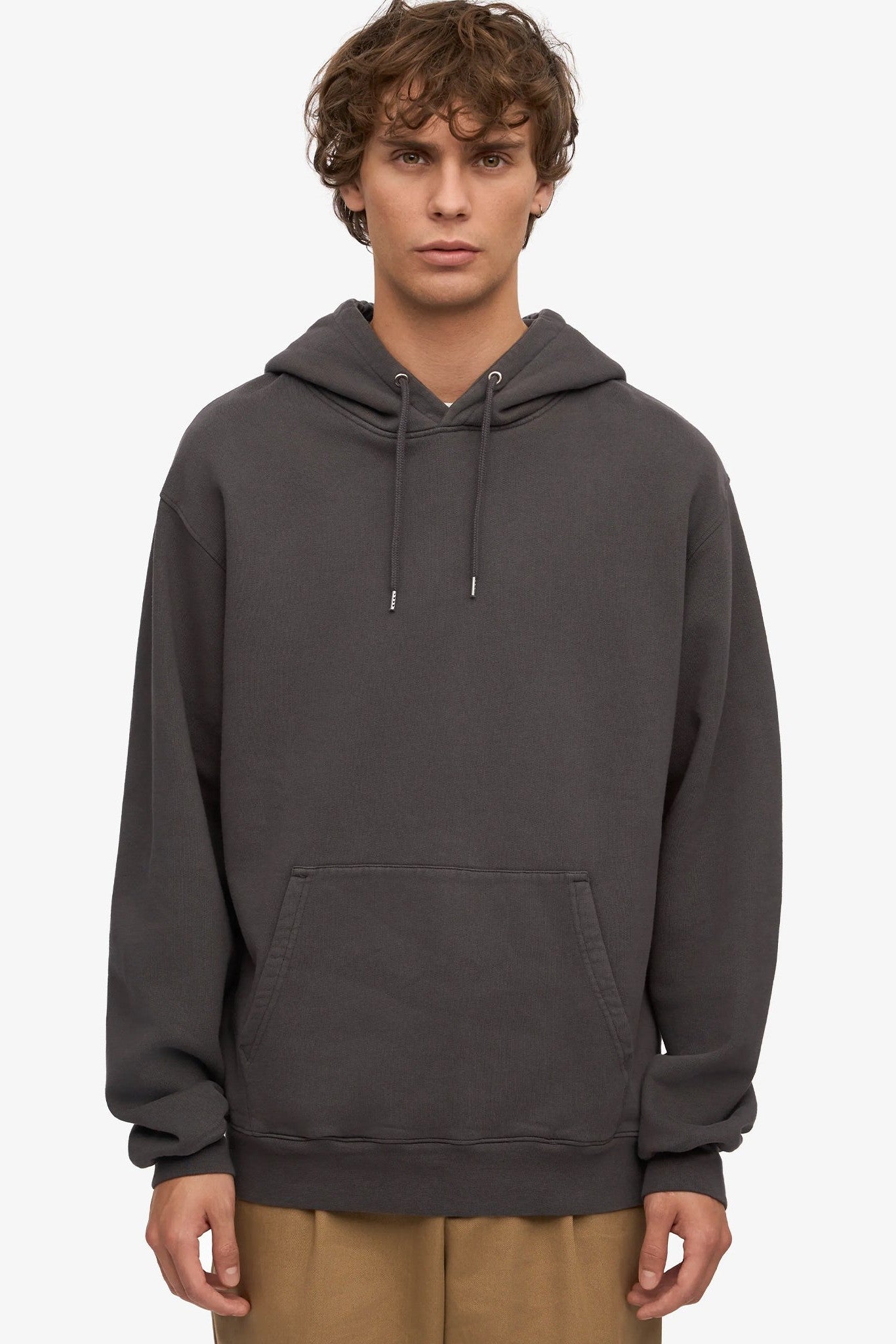 COLORFUL STANDARD - Classic Organic Hood - Lava Grey - BACKYARD