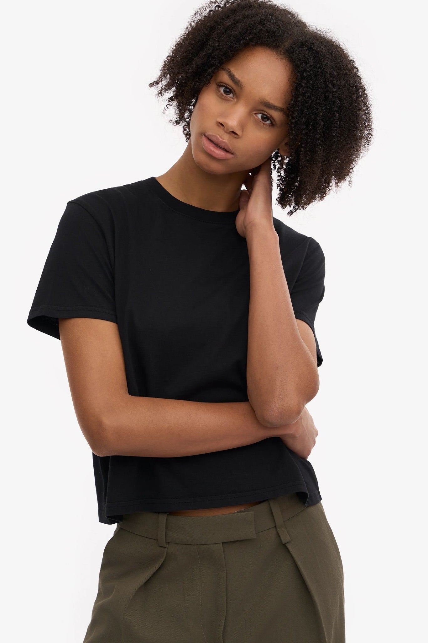 COLORFUL STANDARD - Organic Boxy Crop Tee - Deep Black - BACKYARD