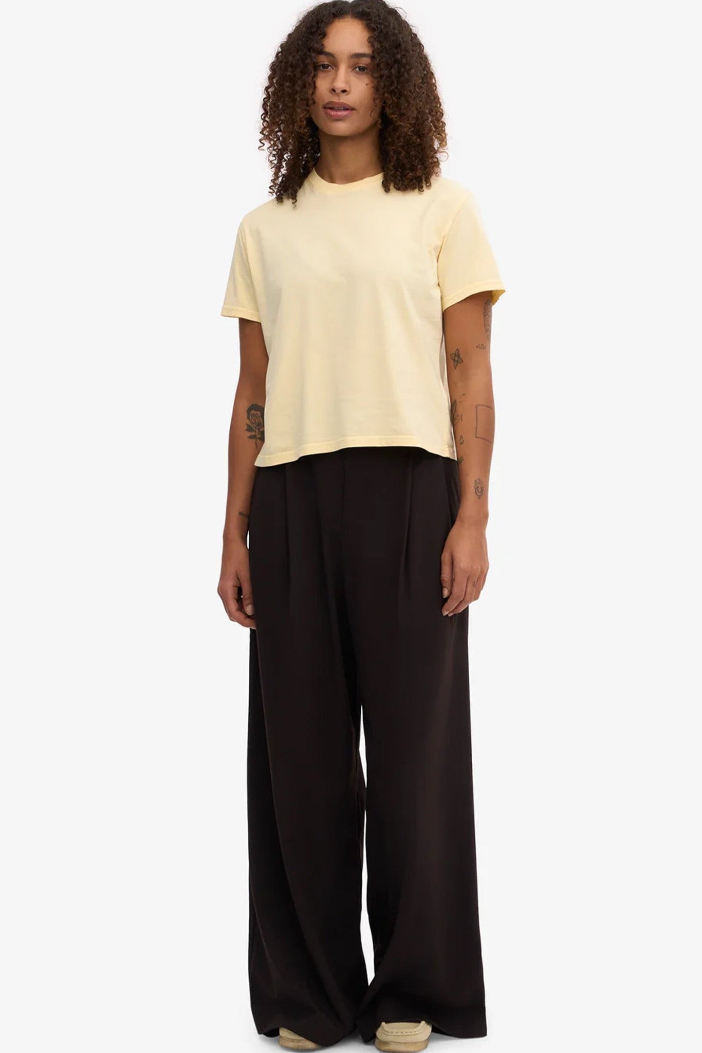 COLORFUL STANDARD - Organic Boxy Crop Tee - Soft Yellow - BACKYARD