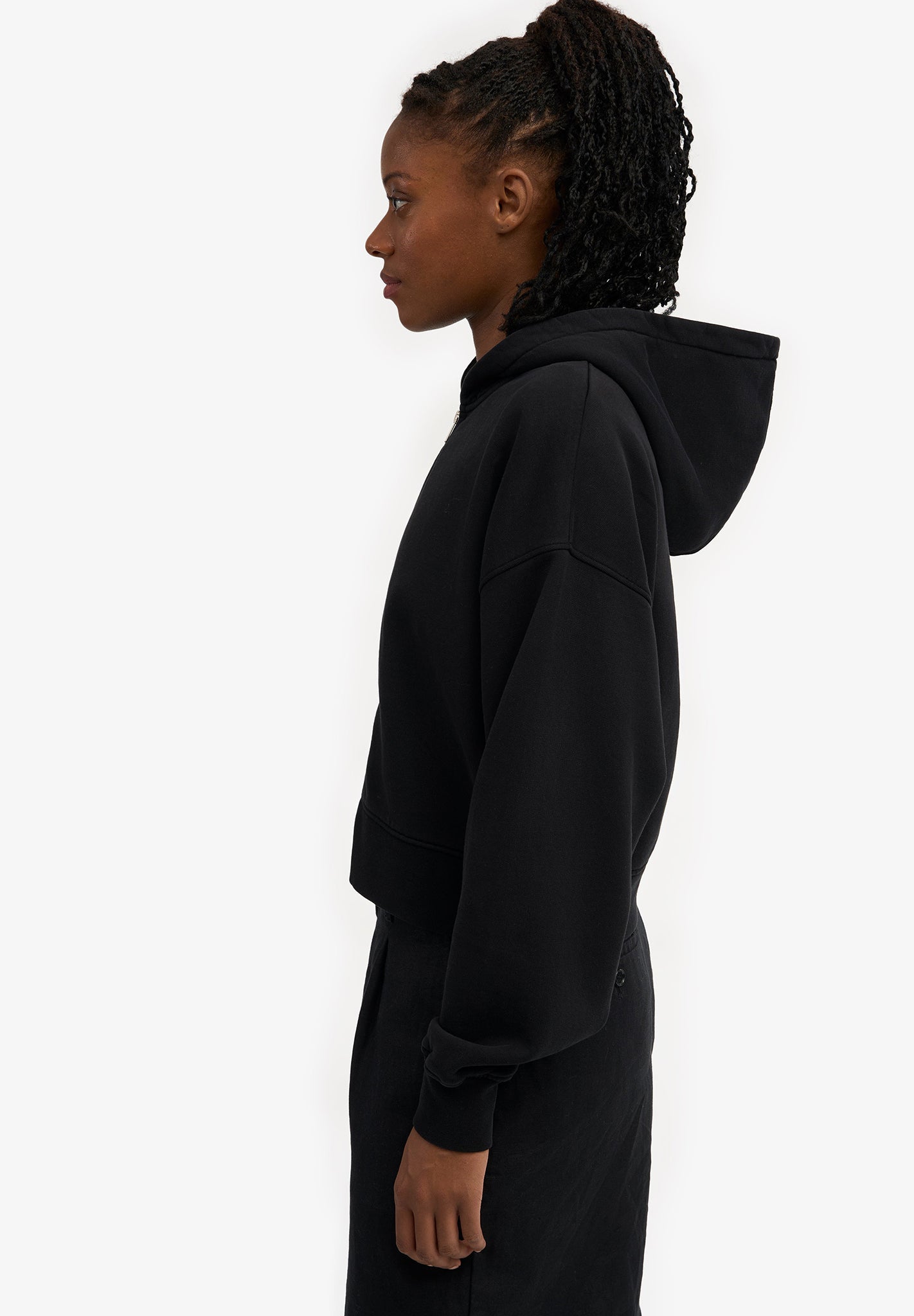 COLORFUL STANDARD - Organic Crop Zip Hood - Deep Black - BACKYARD