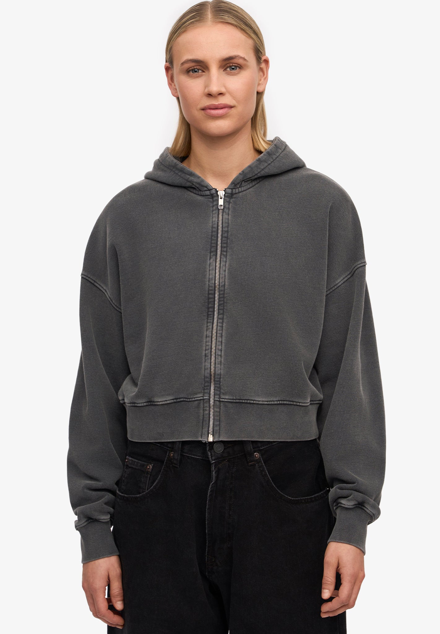 COLORFUL STANDARD - Organic Crop Zip Hood - Faded Black - BACKYARD