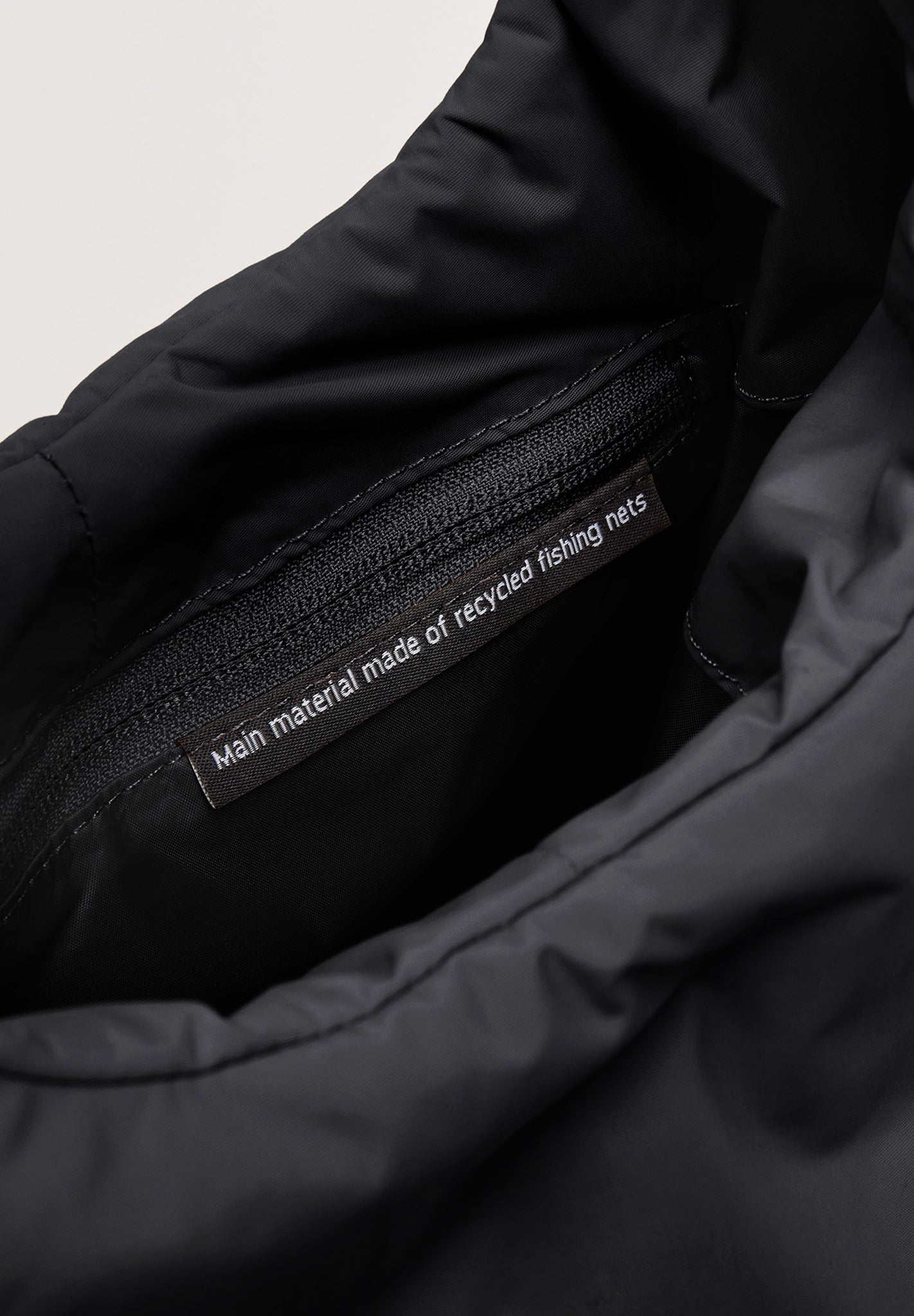 GOT BAG - Cloud Shoulder Bag - Black Monochrome - BACKYARD