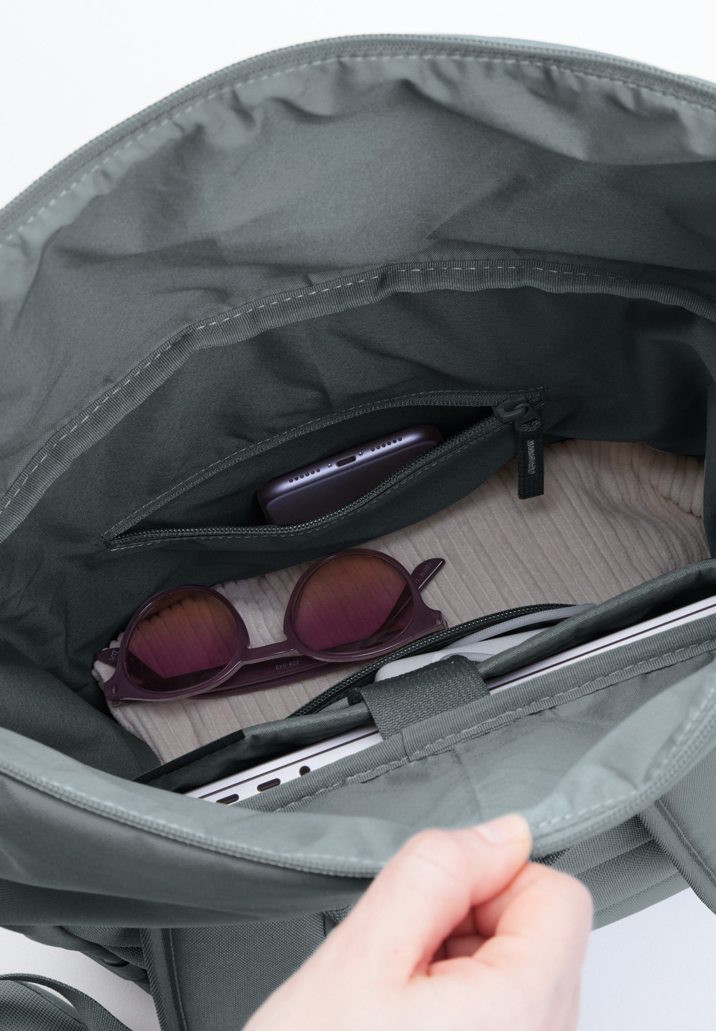 GOT BAG - Rolltop Easy Monochrome - Basalt - BACKYARD