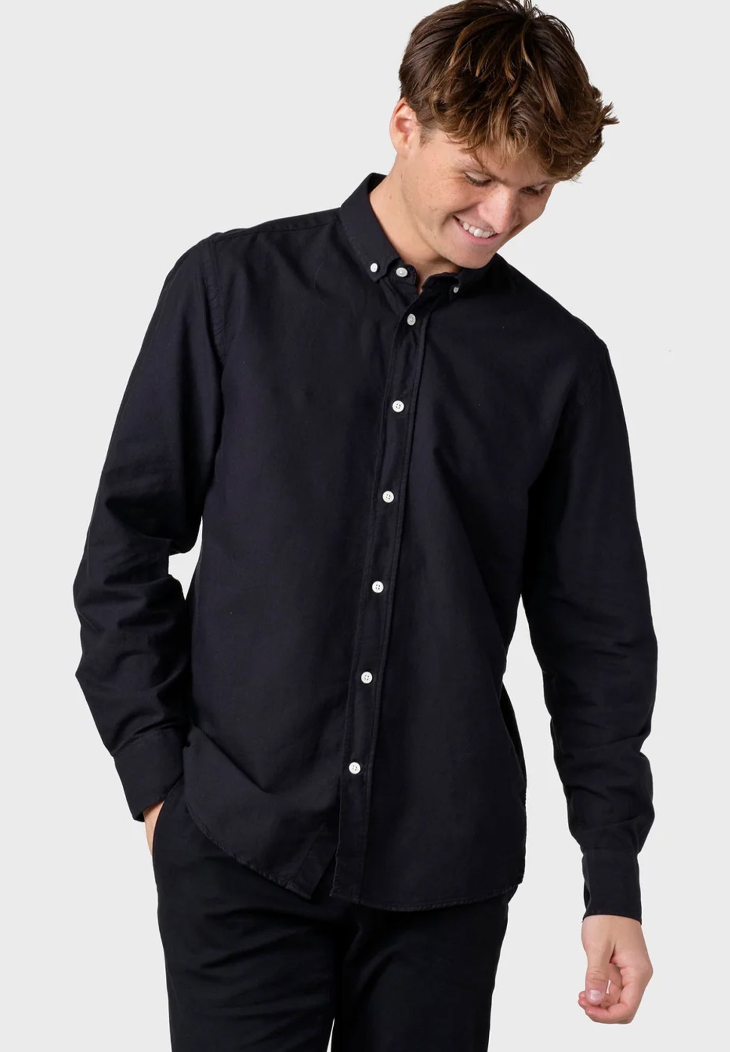 KLITMOLLER COLLECTIVE - Basic Shirt - Black - BACKYARD