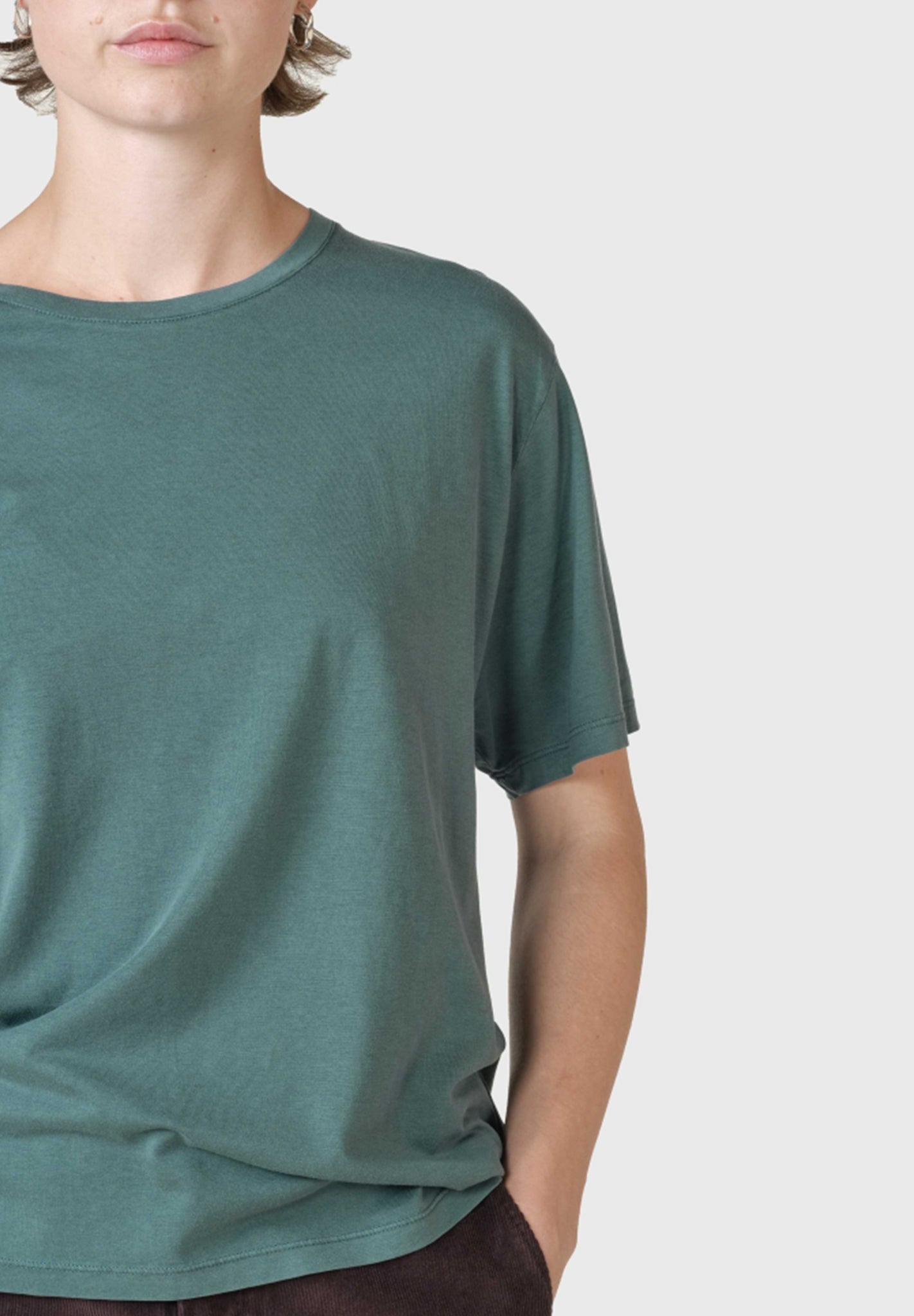 KLITMOLLER COLLECTIVE - Maren Tee - Moss Green - BACKYARD