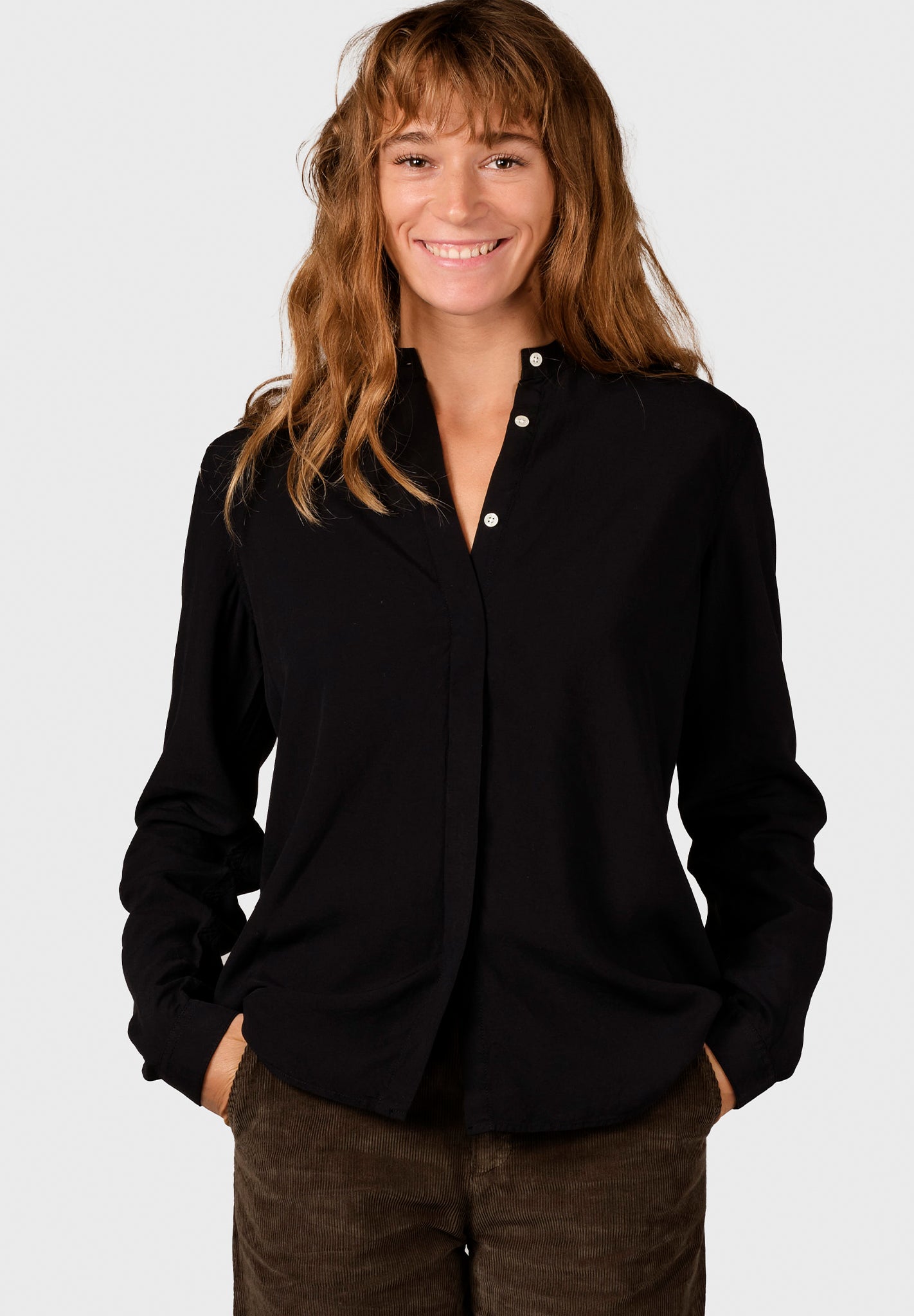 KLITMOLLER COLLECTIVE - Simone Shirt - Black - BACKYARD