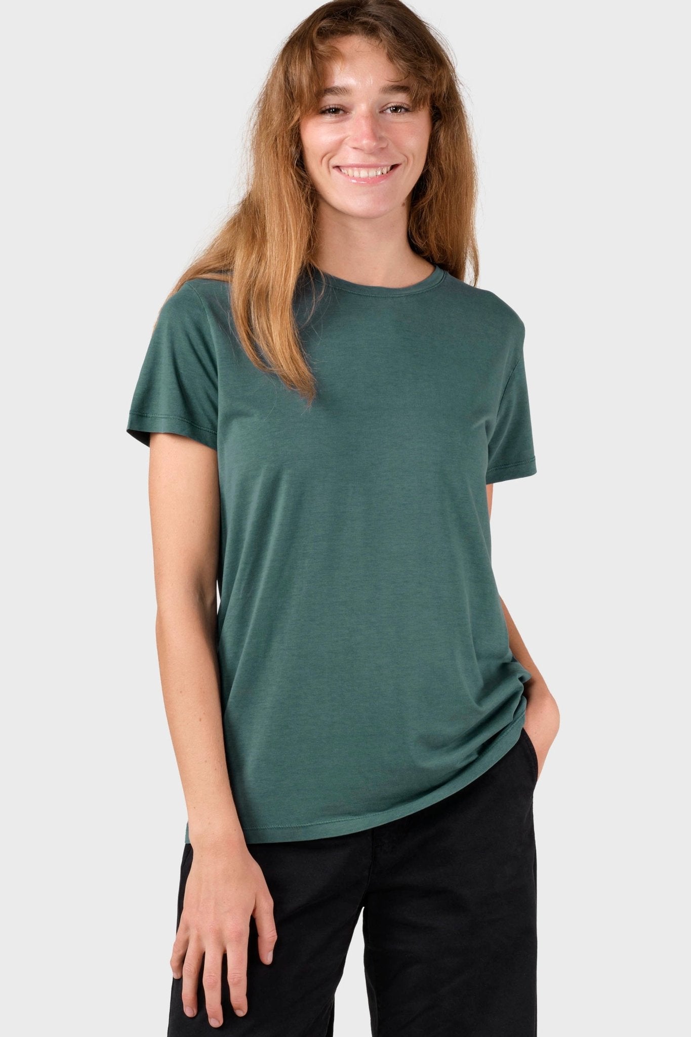 KLITMOLLER COLLECTIVE - Thelma Tee - Moss Green - BACKYARD