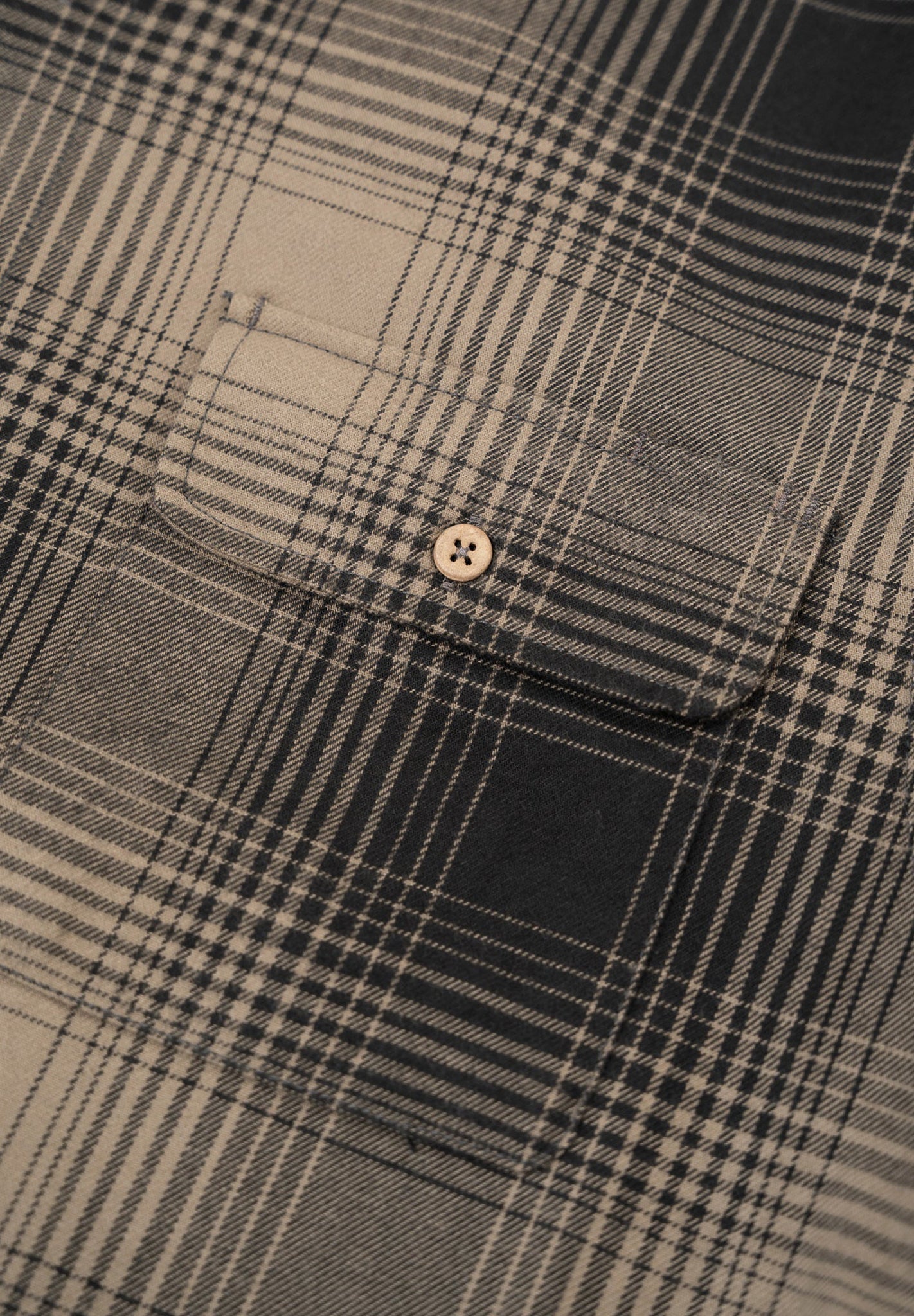 LAKOR - Inca Unna - Fallen Rock - BACKYARD