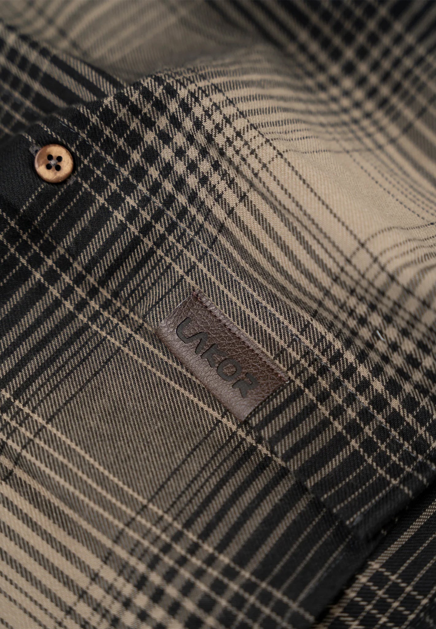 LAKOR - Inca Unna - Fallen Rock - BACKYARD