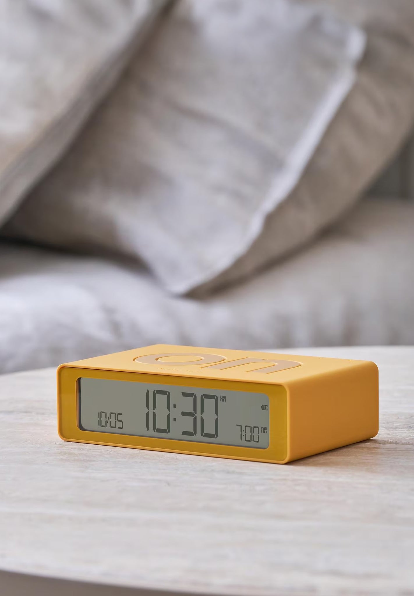 LEXON - Flip Mini - Yellow - BACKYARD