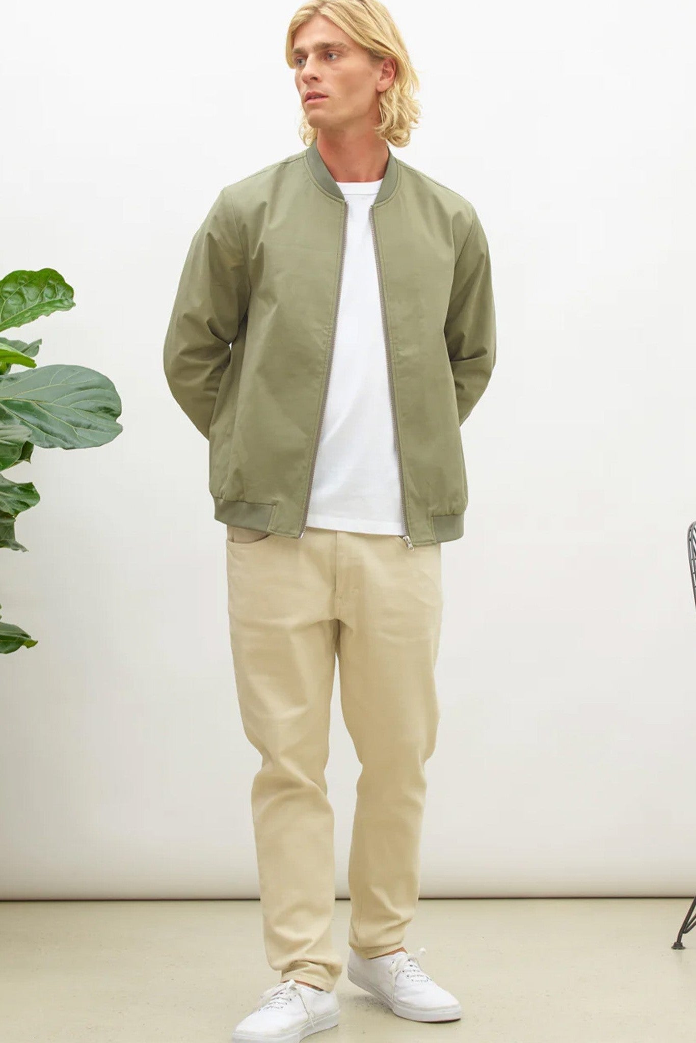 NOWADAYS - Bomber Jacket - Balsam Green - BACKYARD