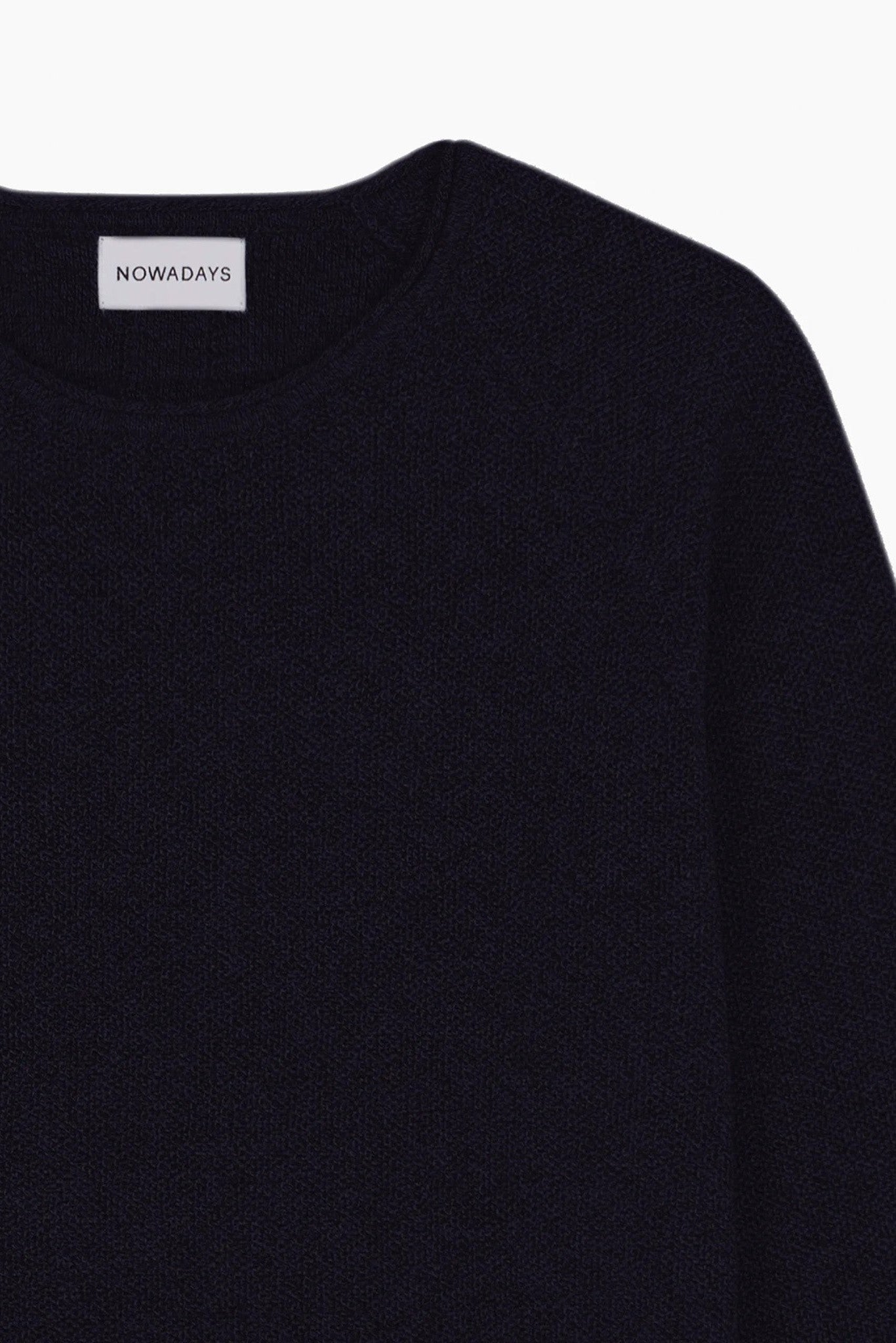 NOWADAYS - Honeycomb Crew Neck - Caviar - BACKYARD